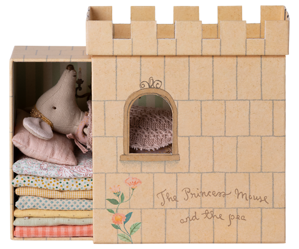 Maileg Princess and The Pea Mouse - Classic Fairy Tale Toy for Kids | Perfect for Storytelling, Pretend Play & Nursery Decor