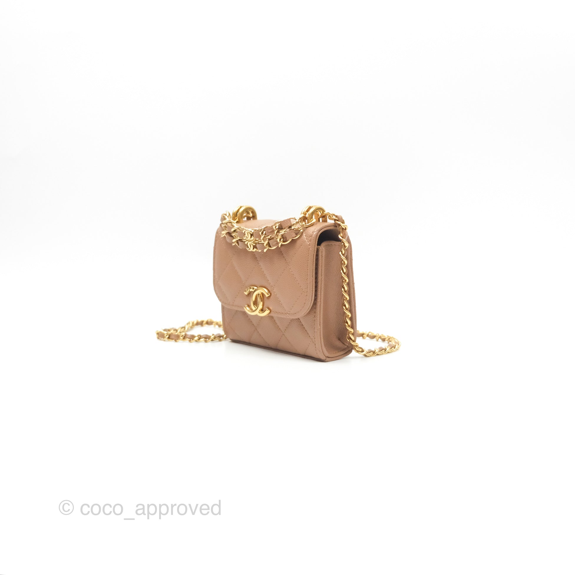 Chanel CC Chain Clutch Bag in Beige Caviar Leather with Gold Hardware - Perfect for Evening Parties & Luxury Events