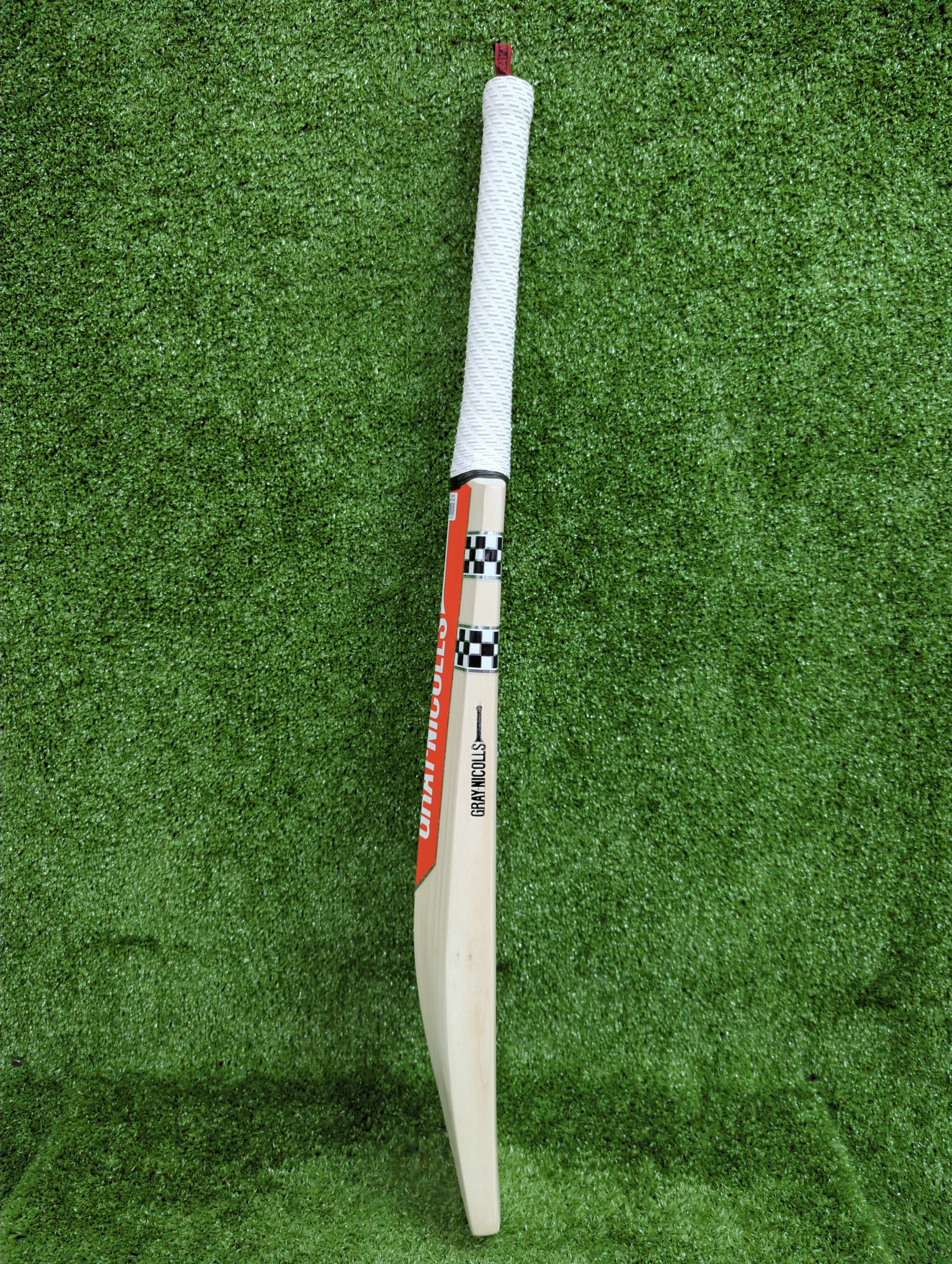 Gray Nicolls Classic Prestige Youth Harrow English Willow Cricket Bat - Premium Cricket Equipment for Junior Players | Perfect for Training & Matches