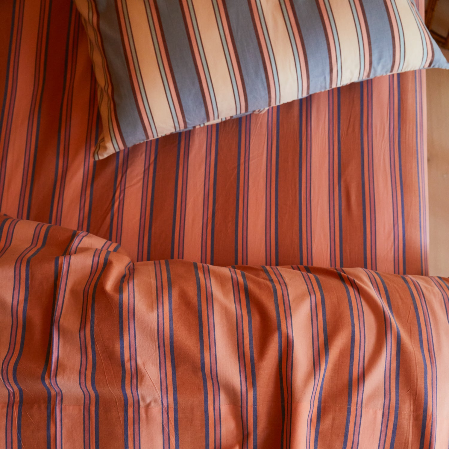 Premium 100% Cotton Bed Sheets Set - Soft & Breathable Cinnamon Brown - Queen Size 4-Piece for Ultimate Comfort & Luxury Bedding - Perfect for Master Bedrooms, Guest Rooms & Cozy Home Decor