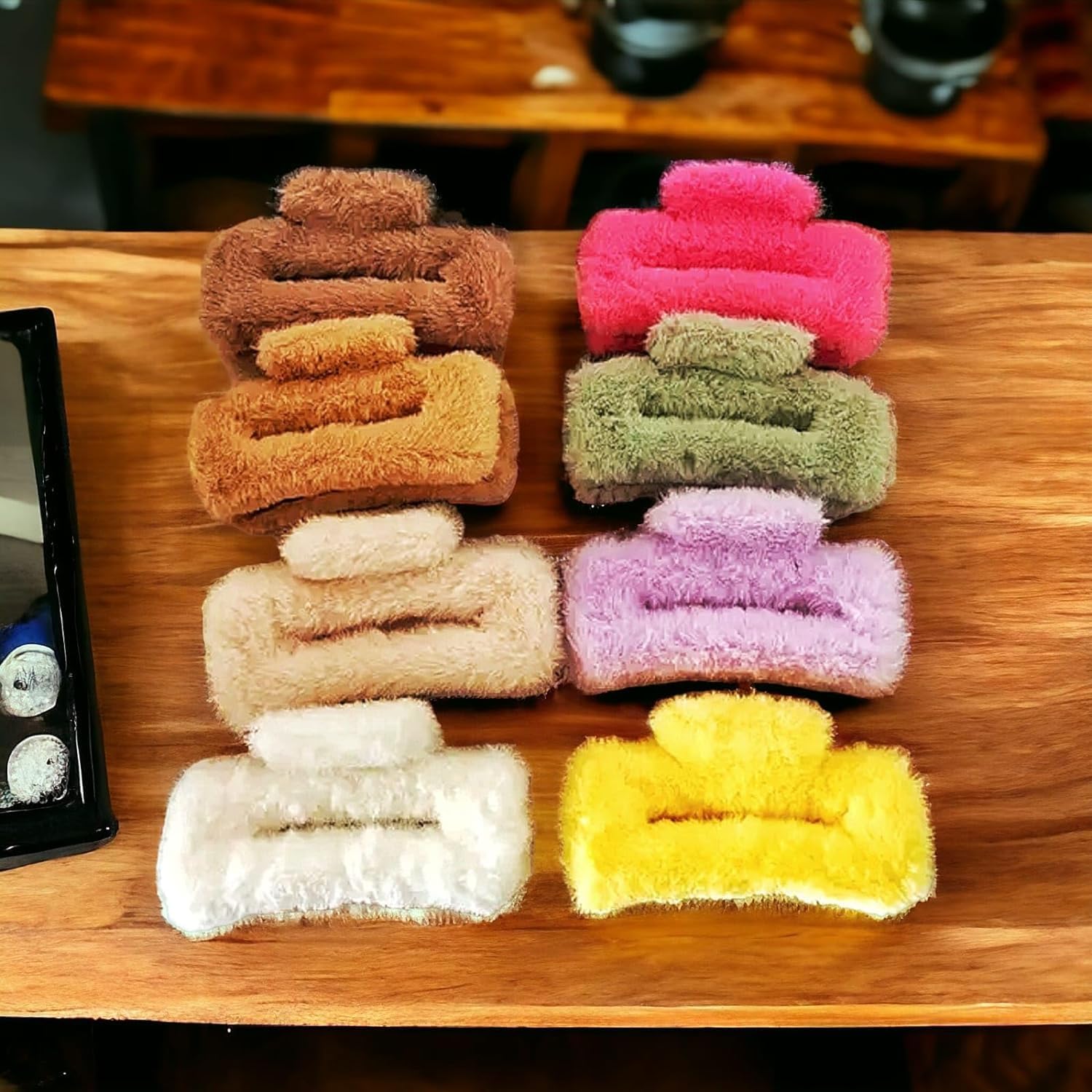 Luxury Fur Hair Claw Clips for Women & Girls - Soft Furry Hair Clutchers Set (Random Color) | Perfect for Parties, Weddings & Everyday Styling