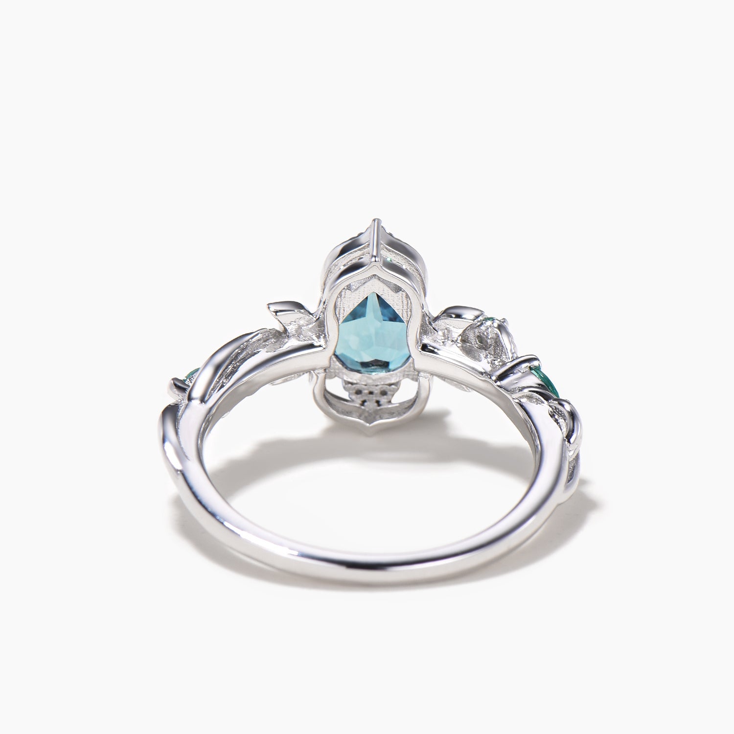 Pear Cut Color Changing Alexandrite Engagement Ring with Diamond Accents - Moon Twisted Wedding Band for Proposals, Anniversaries & Romantic Occasions
