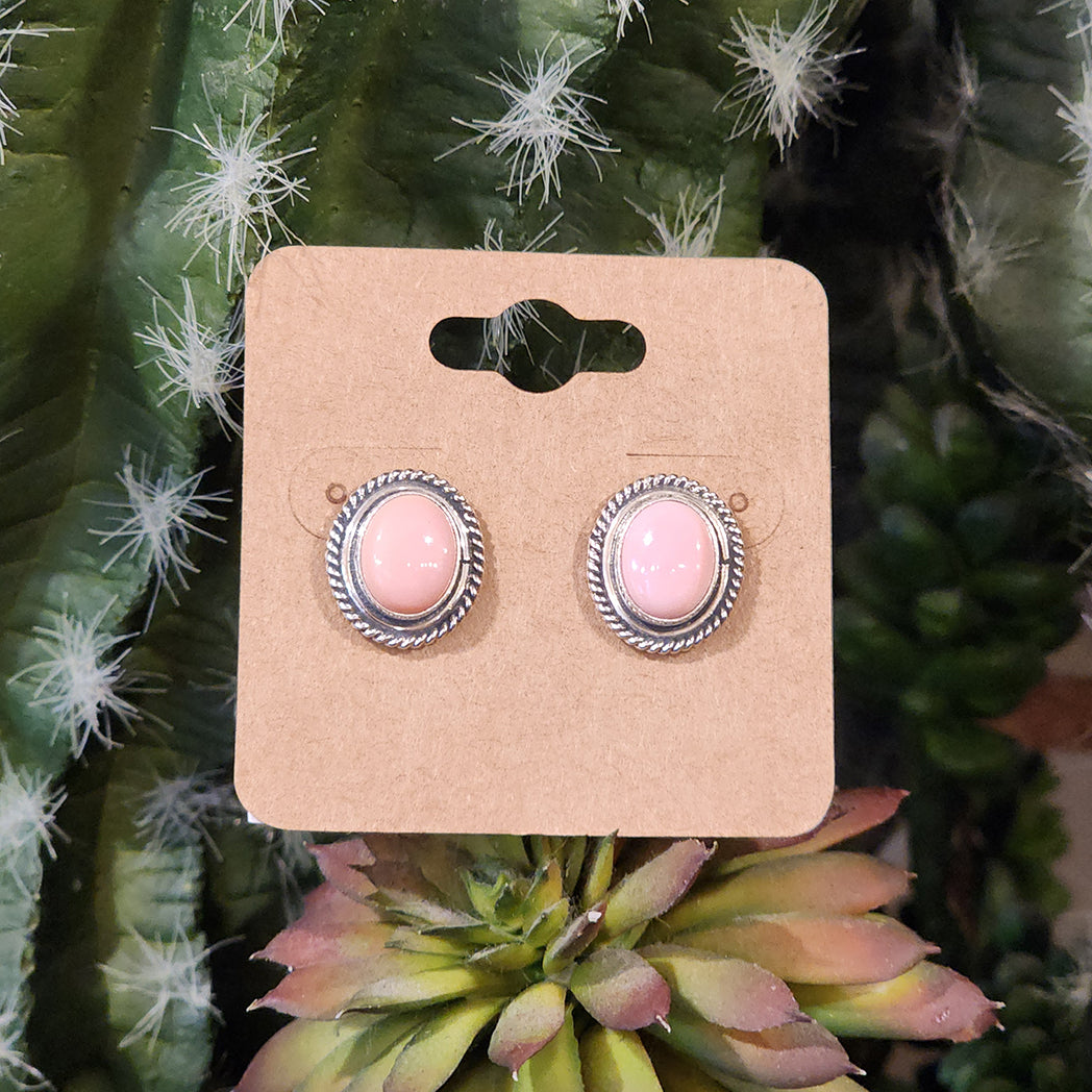 Pretha Pink Conch Stud Earrings for Women - Dainty Shell Jewelry Gift for Her - Perfect for Beach Vacations, Summer Outfits & Boho Style