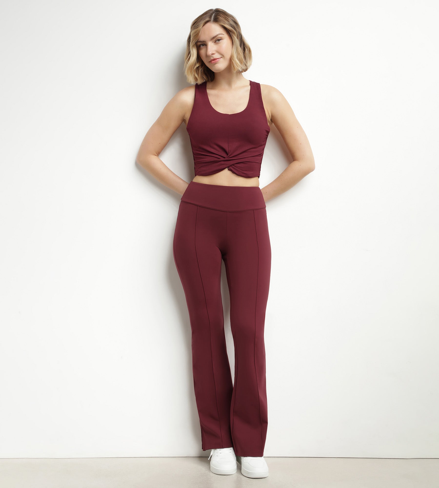 Women's Flared Sport Pants in Soft Bordeaux Jersey - Comfortable & Stylish Activewear for Yoga, Running, and Casual Wear