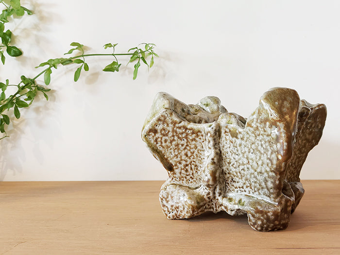 Small Kaiki Vessel by Shūji Haneishi - Handcrafted Japanese Ceramic Tea Bowl for Matcha & Traditional Tea Ceremony | Perfect for Zen Meditation & Home Decor