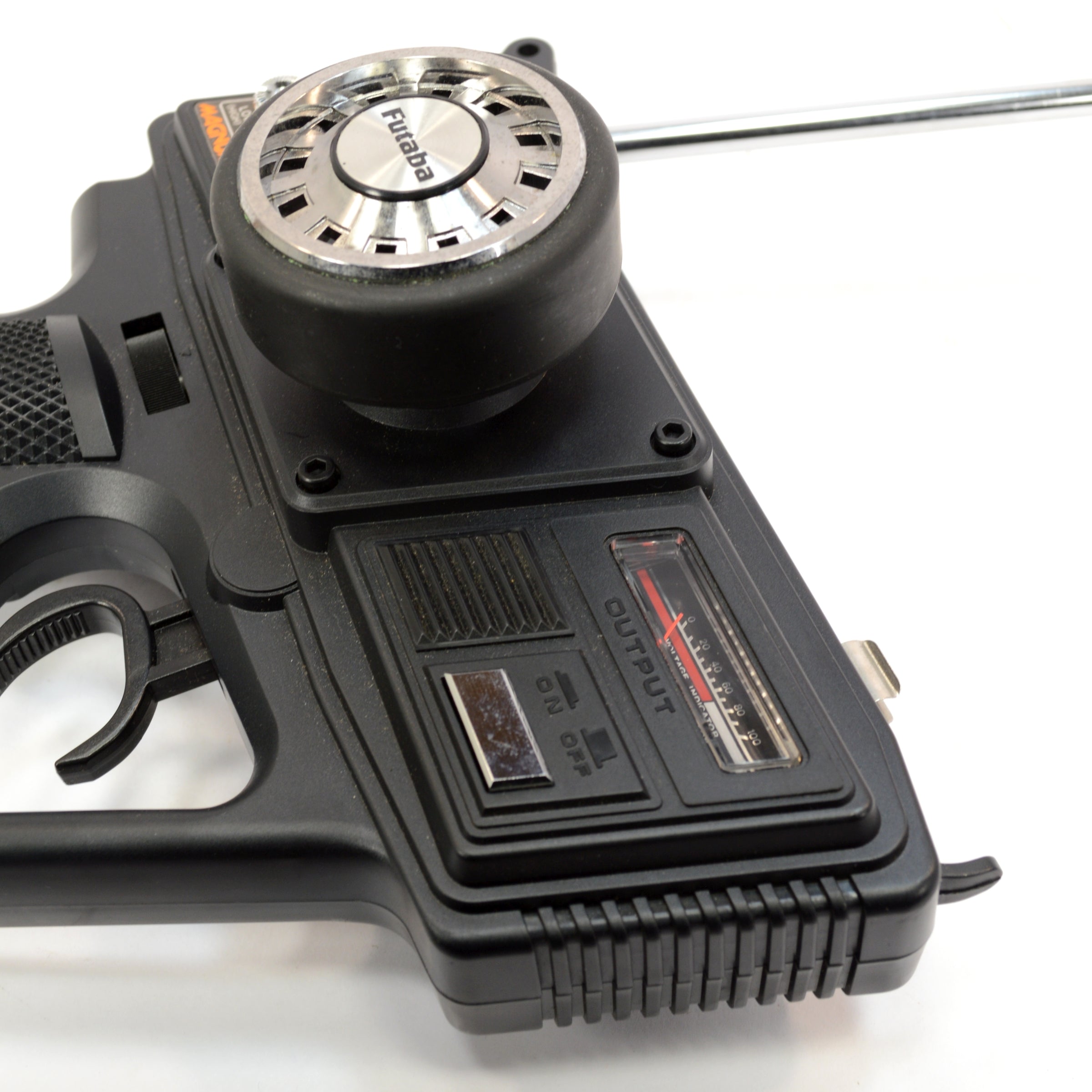 FUTABA MAGNUM JUNIOR FP-2PBKA 2 Channel Radio Remote Control - New in Box - Perfect for RC Cars, Boats & Airplanes - Hobby Grade Transmitter for Beginners
