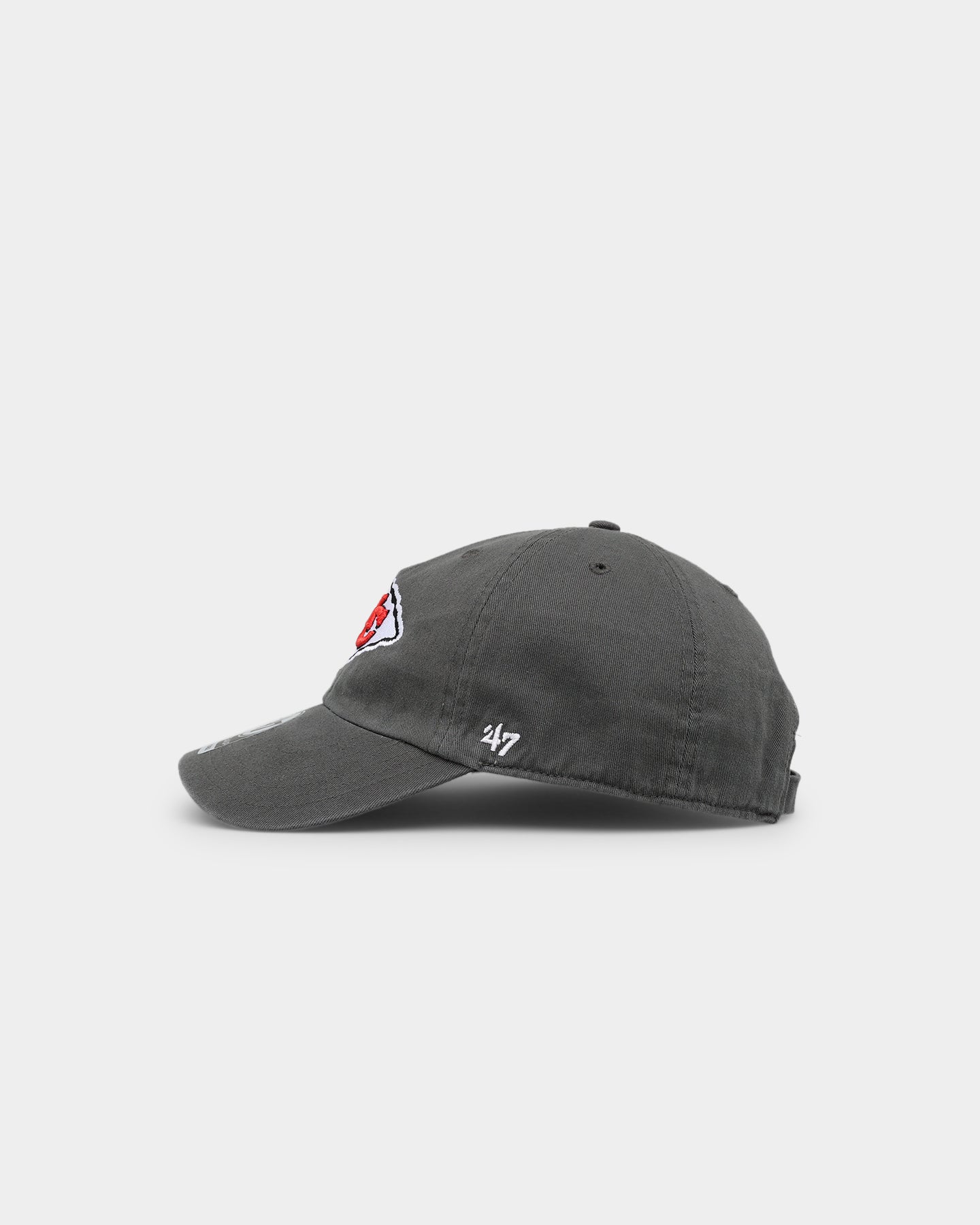 47 Brand Kansas City Chiefs 47 Clean Up Strapback Charcoal Hat - Adjustable Snapback Cap for NFL Fans, Sports Enthusiasts - Perfect for Game Day, Tailgating & Casual Wear