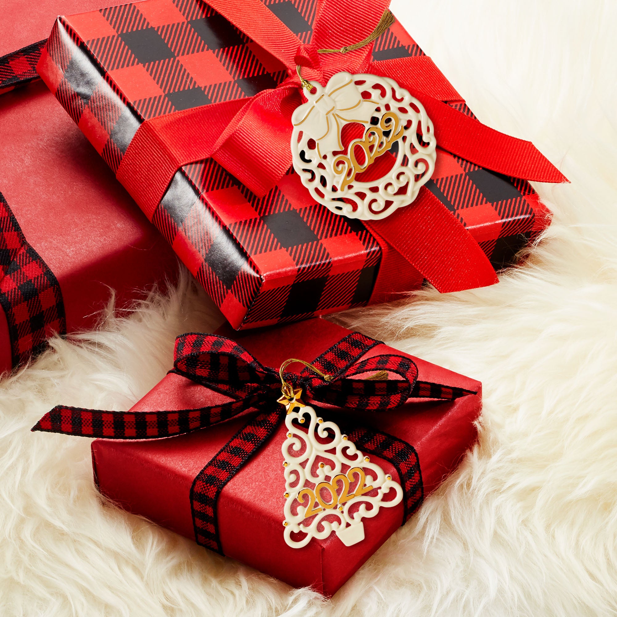 2022 Christmas Wreath & Tree Ornaments Set of 2 - Holiday Home Decor for Front Door, Fireplace Mantel & Christmas Tree Decoration