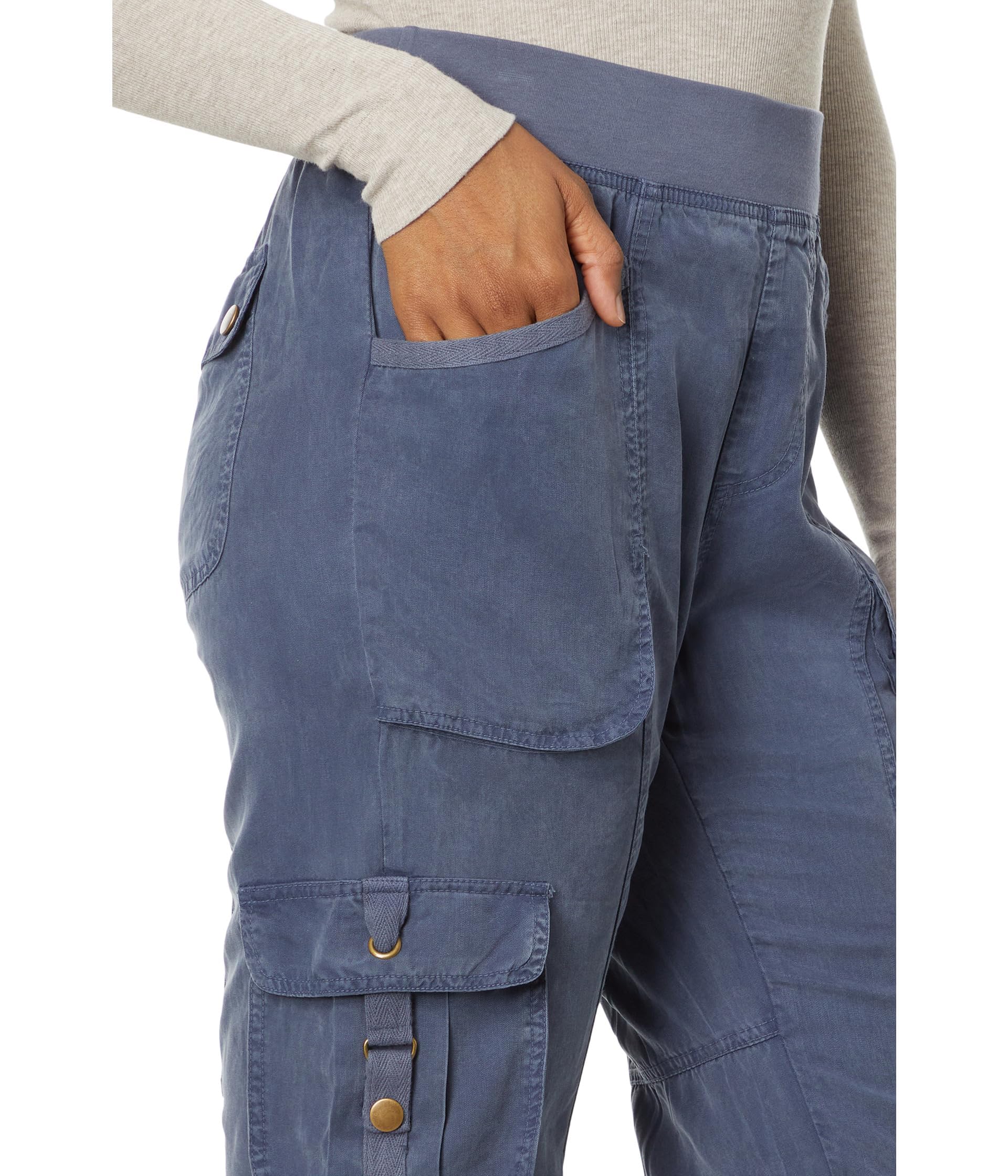 XCVI Women's Washburn Cargo Pants - Stylish & Comfortable Utility Pants for Outdoor, Travel & Casual Wear