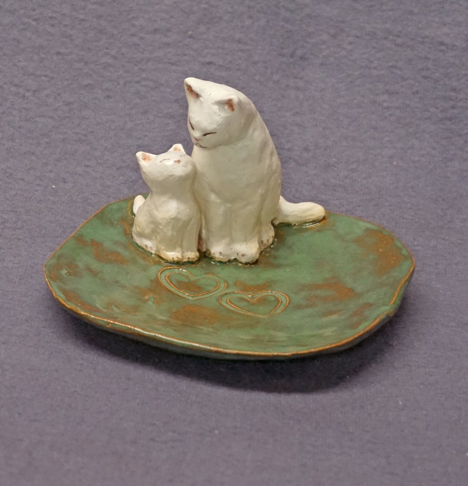 Ceramic Cat Trinket Dish - Elegant Ring & Jewelry Holder, Wedding & Anniversary Gift, Jade Green Ceramic Art - Perfect for Home Decor, Vanity Organizer & Thoughtful Gift Giving