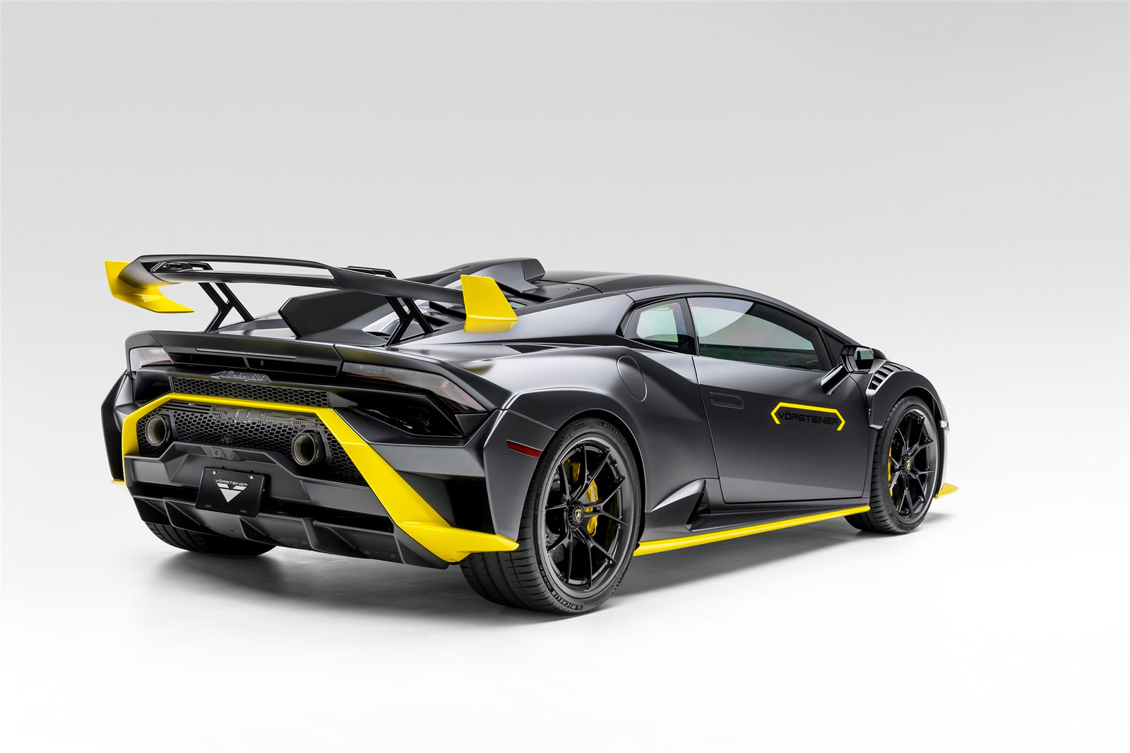 Lamborghini Huracan STO VMPC 208 1:18 Scale Diecast Model Car - Premium Collectible Sports Car Replica for Display & Gift (Home Office Decor, Car Enthusiast Collection)