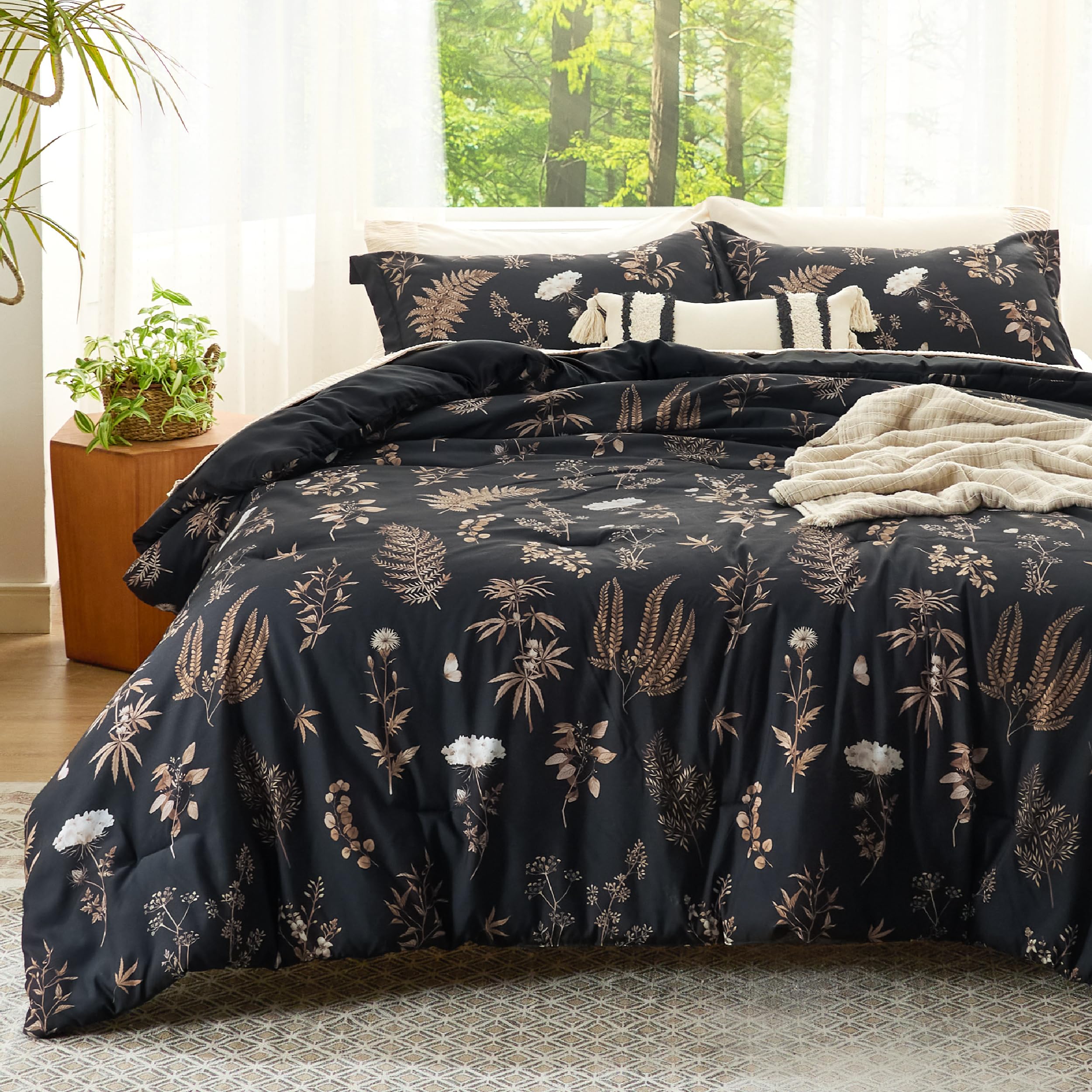 Bedsure Queen Size Comforter Set - Soft Reversible Floral Bedding Set with 1 Comforter & 2 Pillow Shams | Moonlit Meadow Design | Perfect for Master Bedroom, Guest Room & Cozy Home Decor