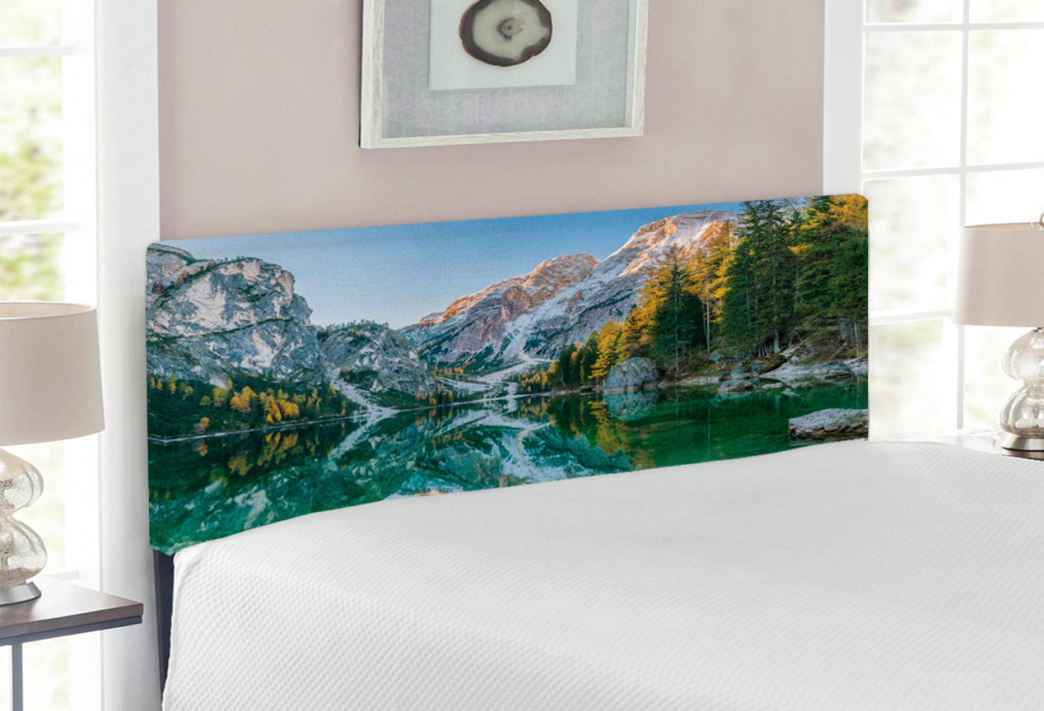 A Cozy Autumn Dream: Transform Your Bedroom into a Sanctuary