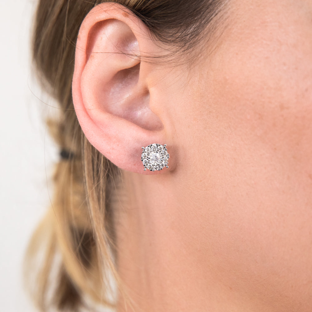 9ct White Gold 1 Carat Diamond Stud Earrings for Women - Elegant Princess Cut Diamond Earrings for Wedding, Anniversary & Special Occasion Gifts