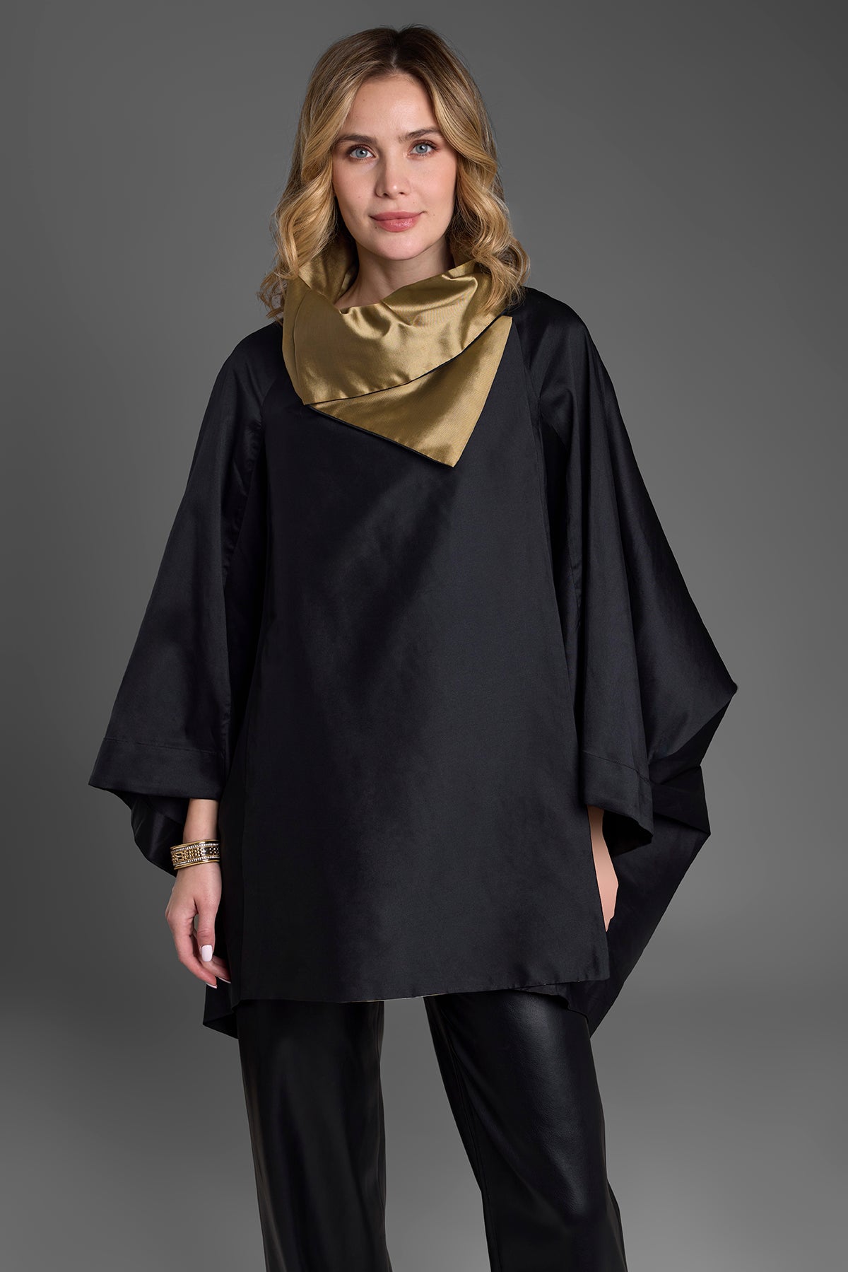Stylish Women's Poncho Cocoon Jacket - Soft Fleece Wrap Coat for Fall & Winter - Perfect for Outdoor Activities, Travel, and Casual Wear