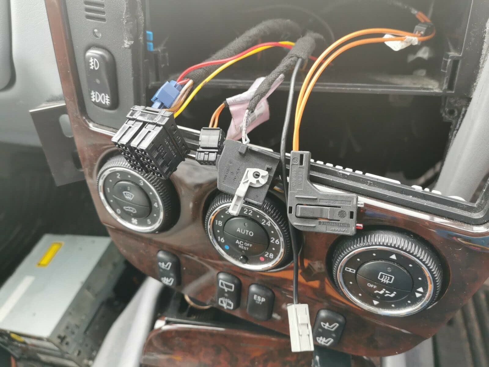 Mercedes Benz CLK W209 W203 ML W163 D2B Fiber Optic Decoder - Compatible with Bose Sound System | Car Audio Upgrade & Repair Solution