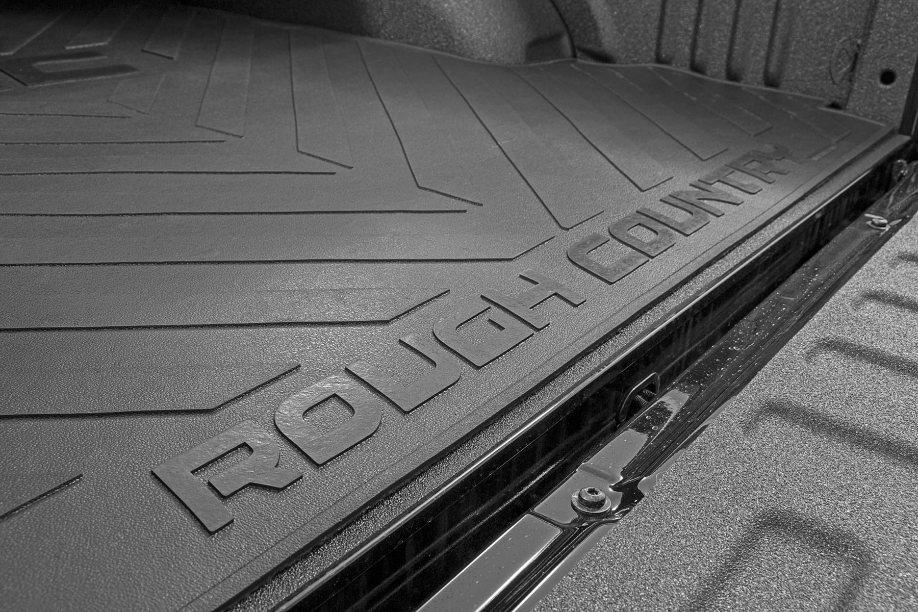 Rough Country Black Rubber Bed Mat for 2007-2021 Toyota Tundra 5.5 FT Truck Bed | Heavy Duty Anti-Slip Protection | RCM681 | Perfect for Hauling, Construction & Outdoor Adventures