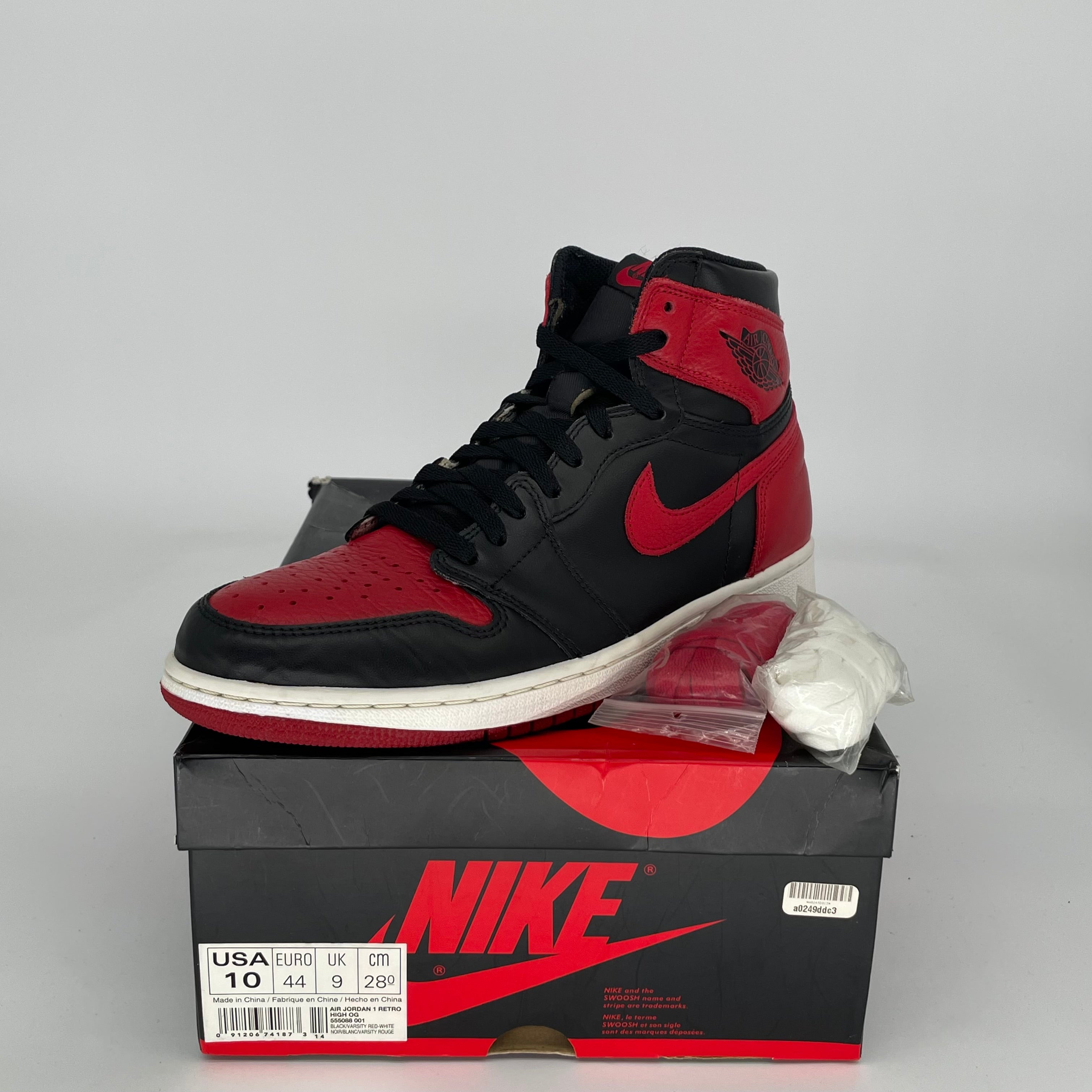Original: AIR JORDAN 1 BRED SIZE 10 555088 001   Optimized: Authentic Air Jordan 1 Retro High OG 