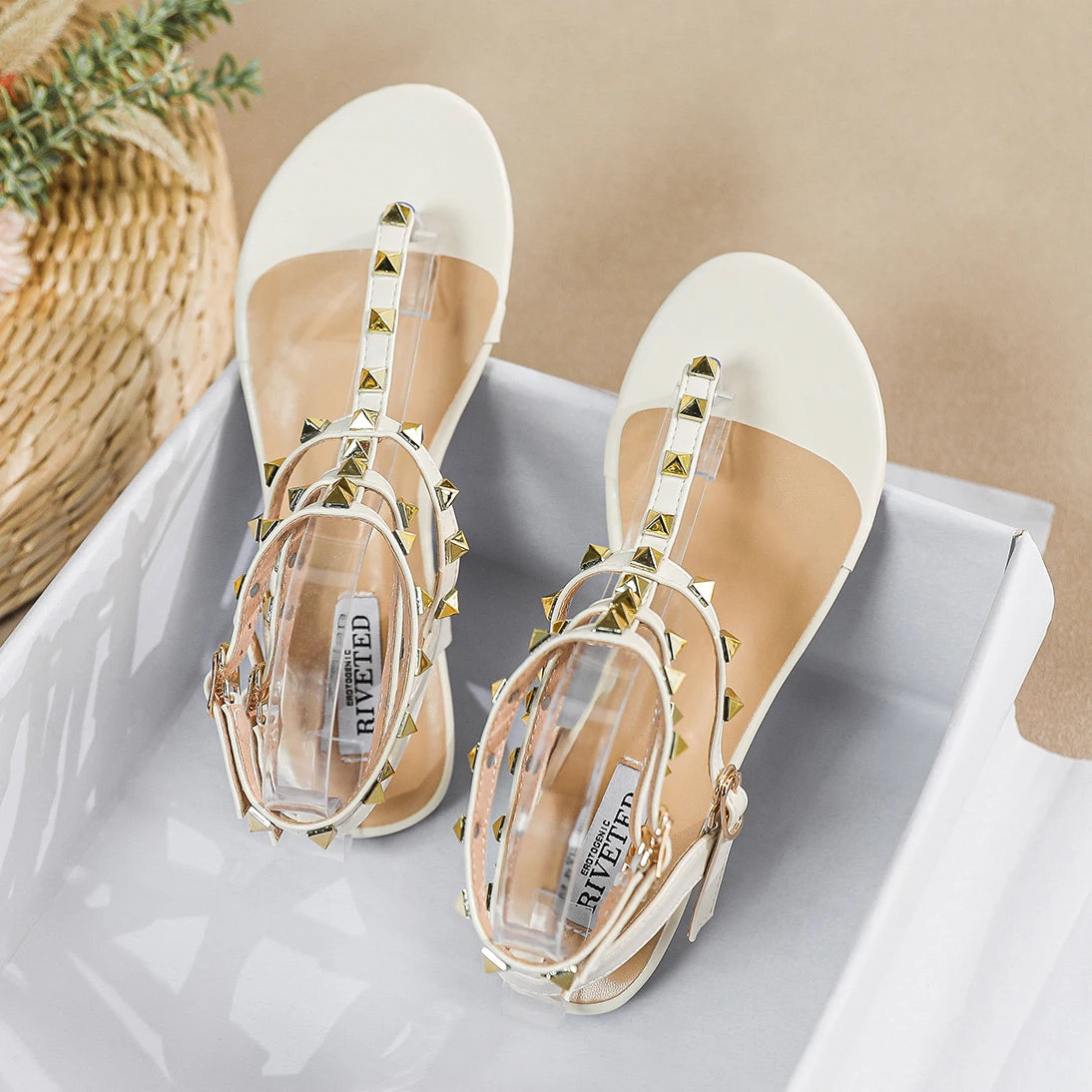 2024 New Summer Women's Outdoor Flat Sandals - British Style Casual Roman Flats with Stylish Rivet Design for Work & Party (Sizes 41-43) - Perfect for Beach, Vacation, and Daily Wear