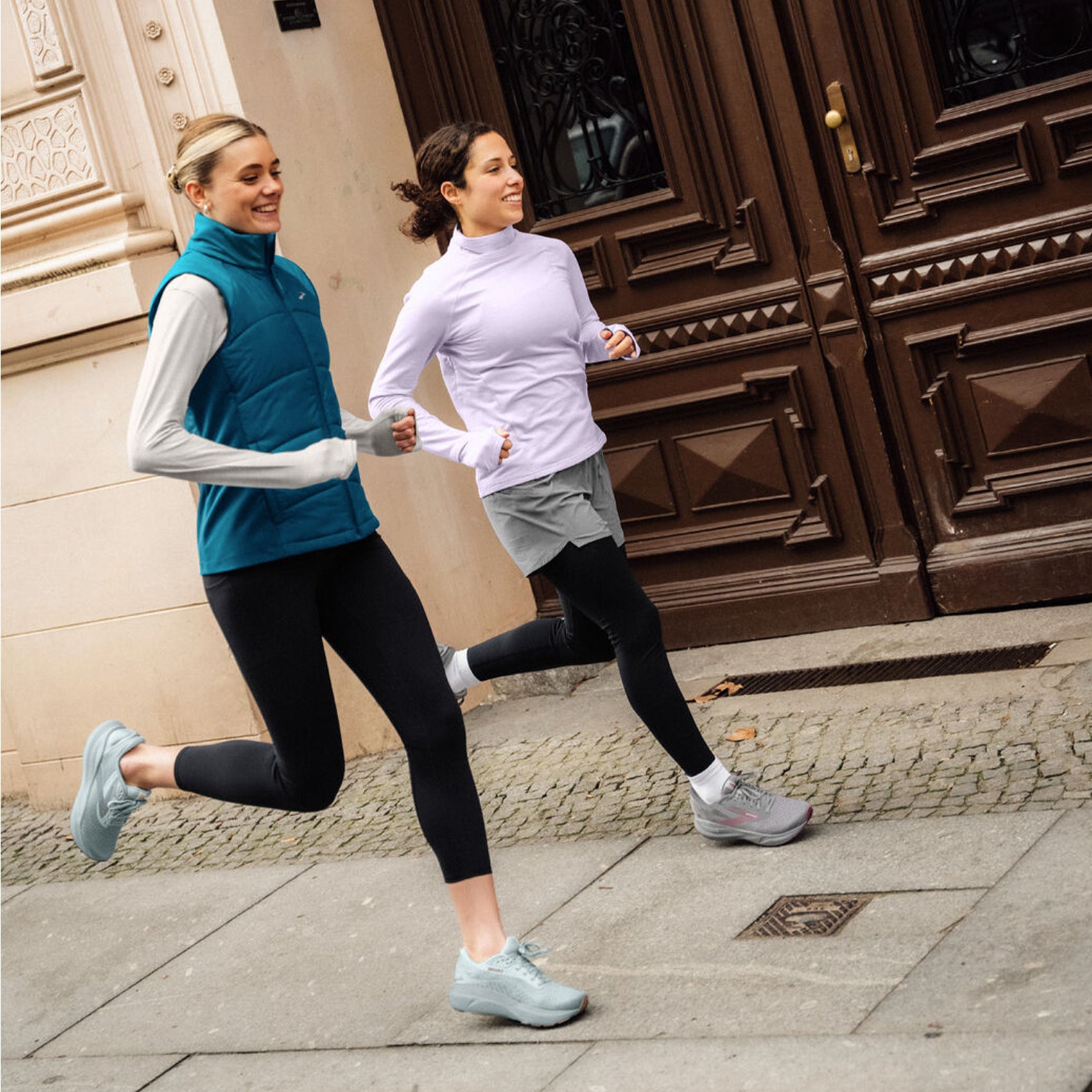 Women's Brooks Adrenaline GTS 24 Running Shoes - Stability & Cushion Support for Road Running, Jogging, Workouts & Daily Walking