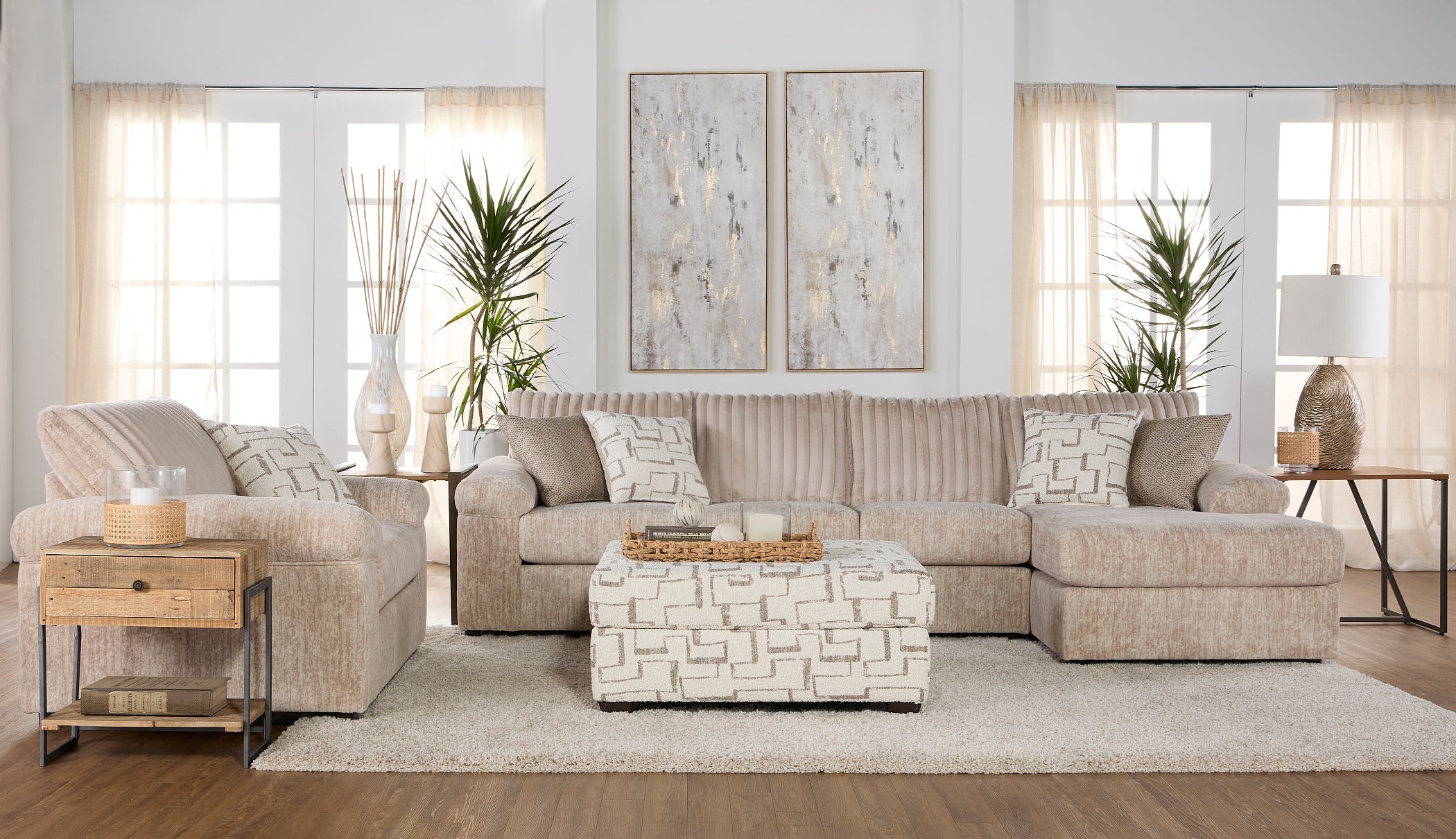 Roundhill Furniture Nason Wide Wale Corduroy Sectional Sofa Chaise - Modern L-Shaped Couch with Chaise Lounge for Living Room, Family Room & Home Theater Comfort