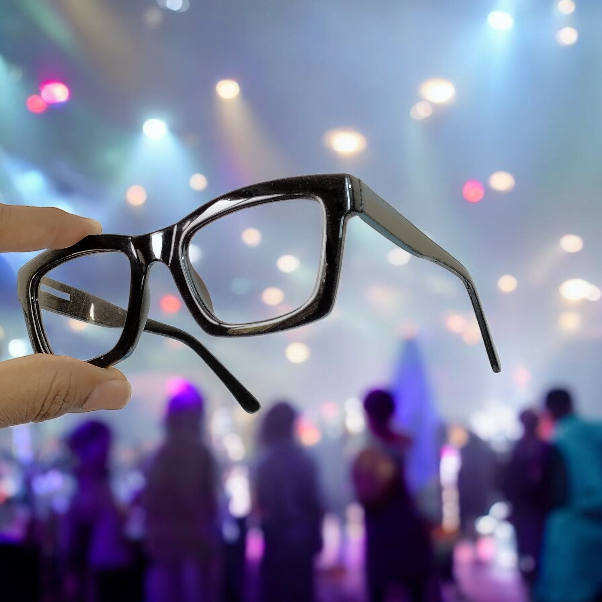 Trendy Celebrity-Inspired Black Glasses for Men & Women - Fashionable Eyewear for Everyday Wear, Work & Outdoor Activities
