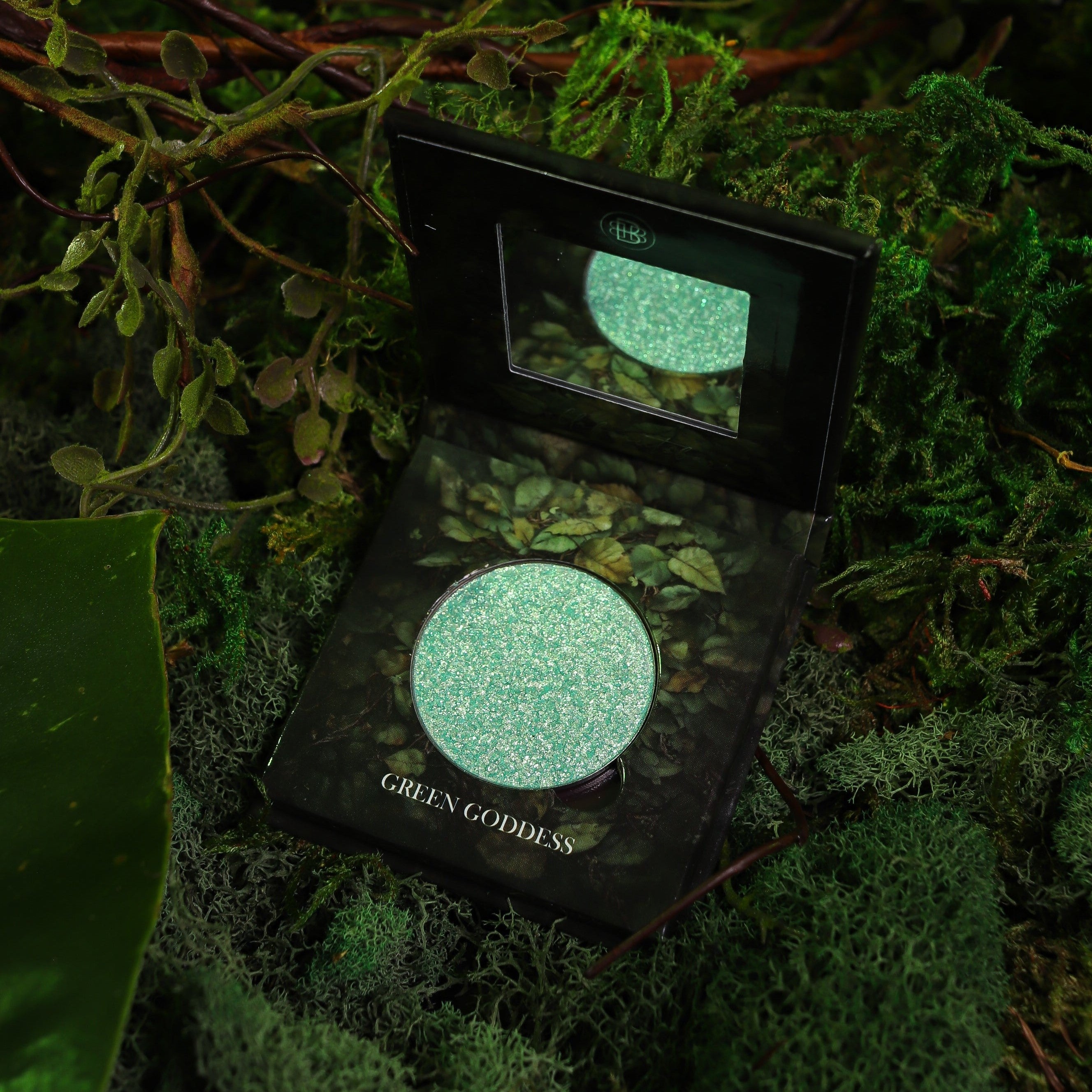 Green Goddess Highlighter - Vegan & Cruelty-Free Makeup for Glowing Skin | Perfect for Daily Wear & Special Occasions