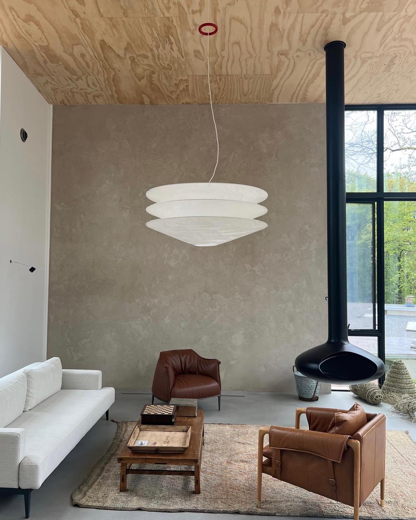 Modern Floating Pendant Lamp - Adjustable Hanging Light Fixture for Living Room, Bedroom, Dining Room - Perfect for Home Decor, Indoor Lighting, and Creating Ambient Atmosphere