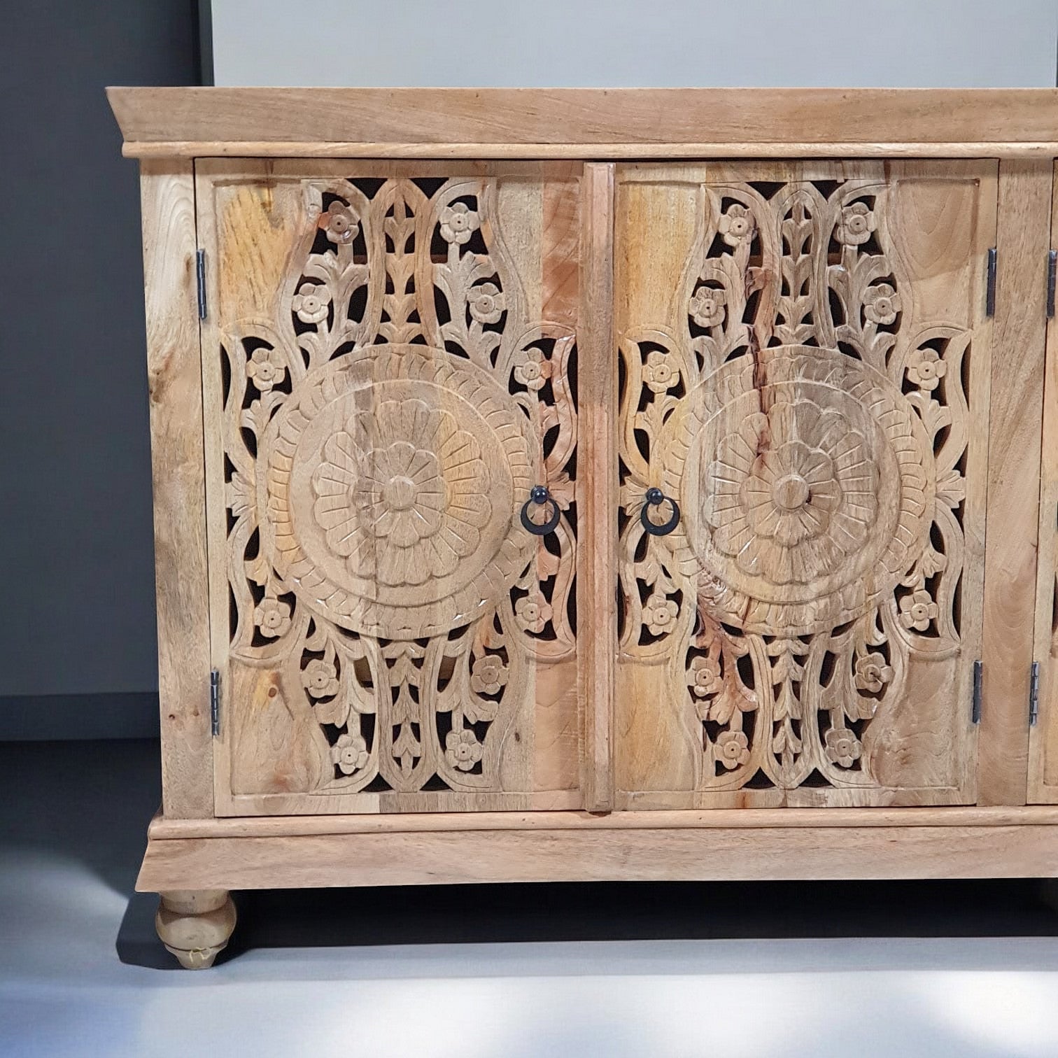 Handmade Carved Indian Mango Wood Sideboard with 4 Doors - Brown Buffet Cabinet 71