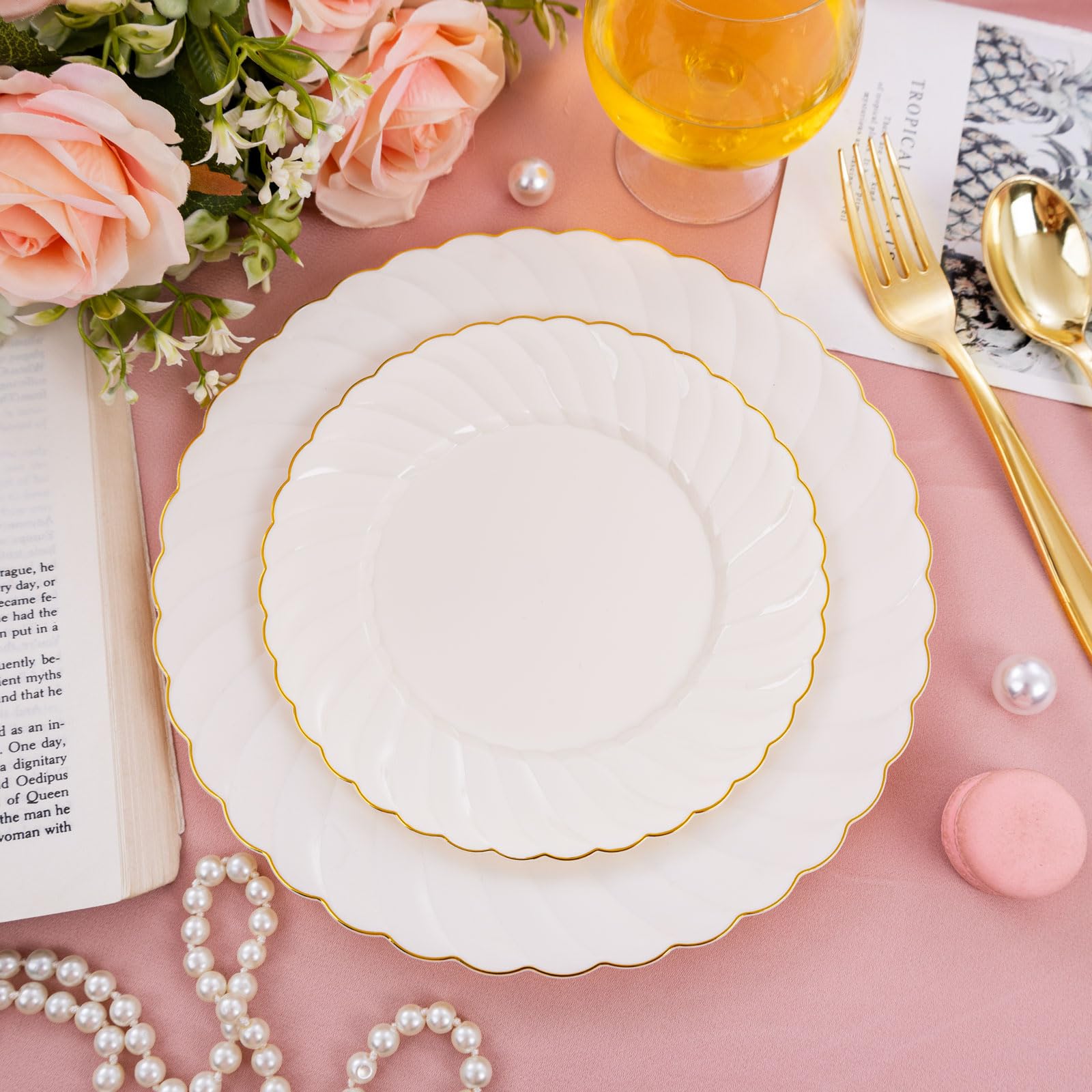 Premium 100-Piece Ivory Scalloped Plastic Plates Set with Gold Rim - Elegant Disposable Dinnerware for Parties, Weddings & Events - Includes 50x 9