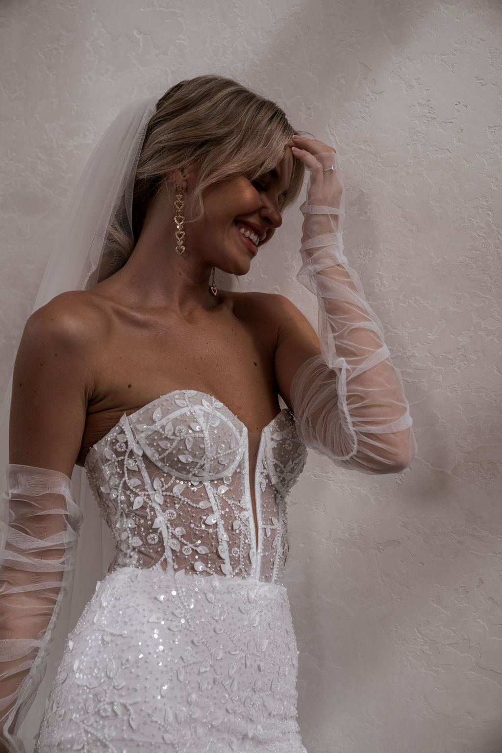 Elegant Tulle Gloves for Women - Soft & Breathable Hand Coverings - Perfect for Weddings, Parties, and Formal Events