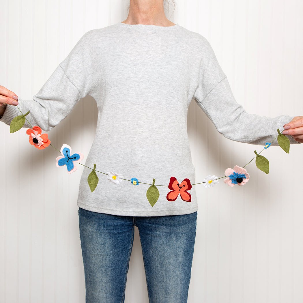 DIY Wildflower Garland Felt Craft Kit - Floral Home Decor for Parties, Weddings & Nursery Room - Creative Handmade Craft Project for Adults & Kids