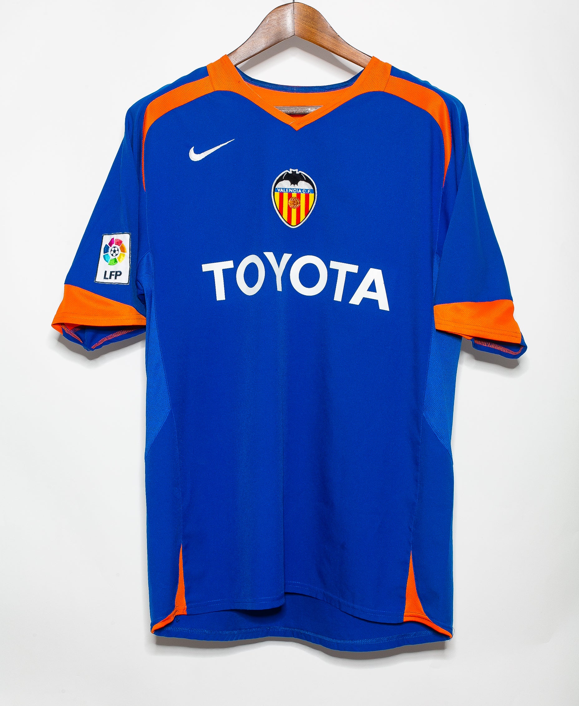 2005-2006 Valencia CF Away Soccer Jersey (Size L) - Authentic Football Shirt for Fans & Collectors - Perfect for Matches, Gifts & Memorabilia
