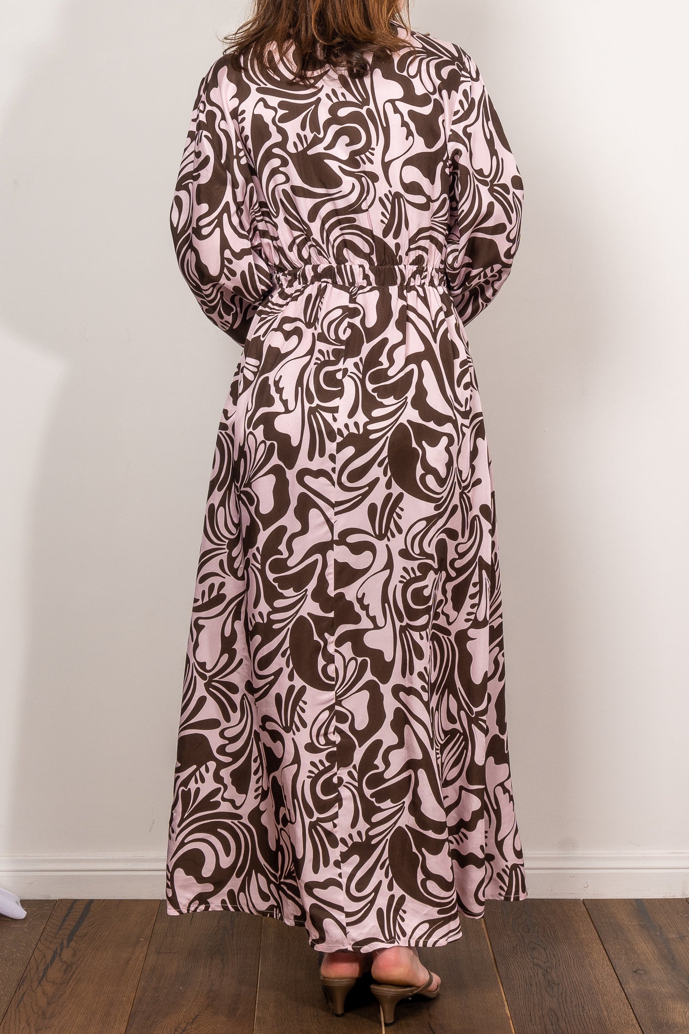 Kinney Stevie Dress - Women's Floral Midi Dress with Short Sleeves & Elastic Waist | Perfect for Summer, Beach Vacations & Casual Outings