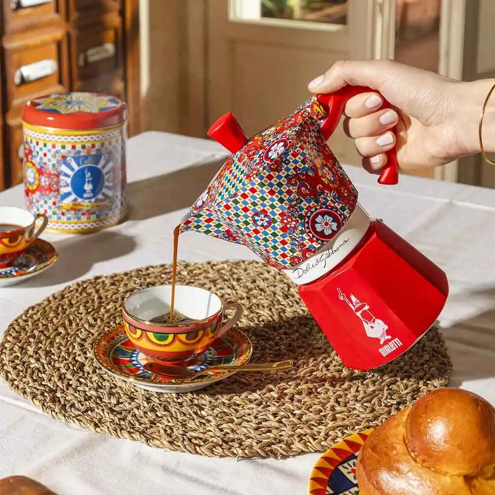 Bialetti Dolce&Gabbana Moka Express Stovetop Espresso Maker - 6 Cup Italian Coffee Machine in Sicilian Red | Perfect for Home Brewing, Gifts & Coffee Lovers