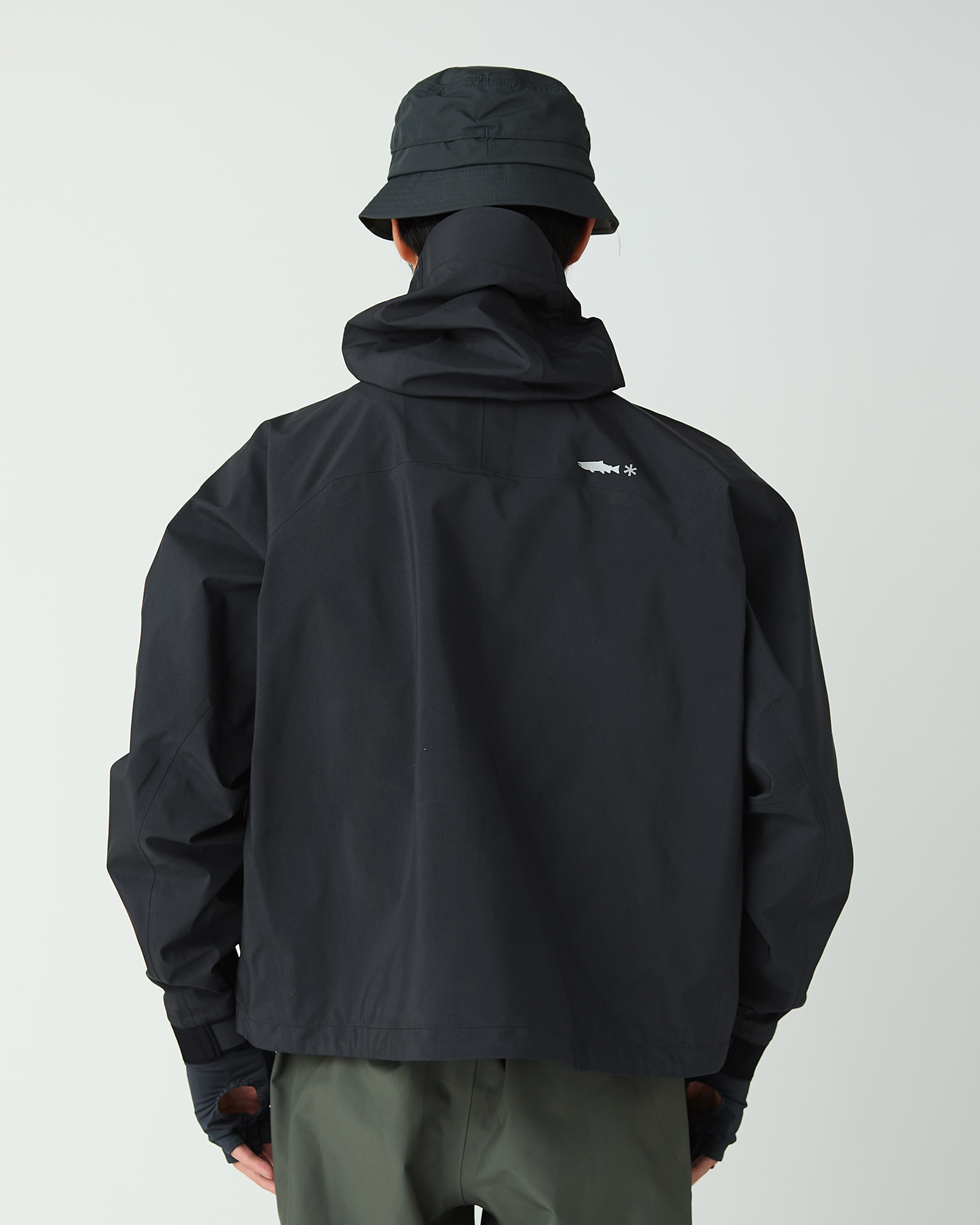 SR 1 GORE-TEX Storm Shield Waterproof Wading Jacket for Fishing & Outdoor Adventures - All-Weather Protection for Hiking, Hunting & Extreme Conditions