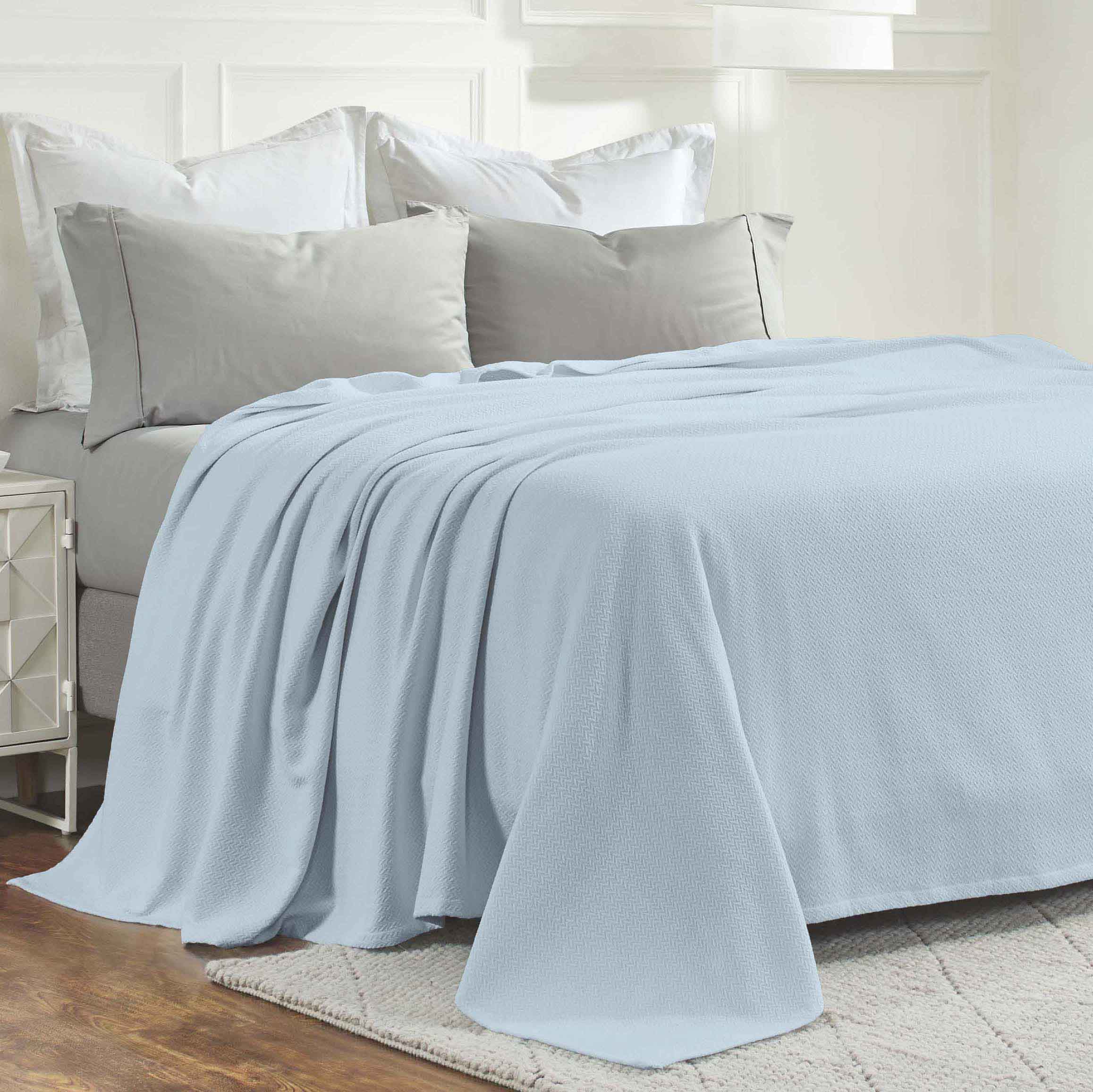 Premium Nobel Cotton Textured Chevron Lightweight Woven Blanket - Soft & Breathable Throw for Sofa, Bed, and Outdoor Picnics - Cozy Home Decor & Travel Companion