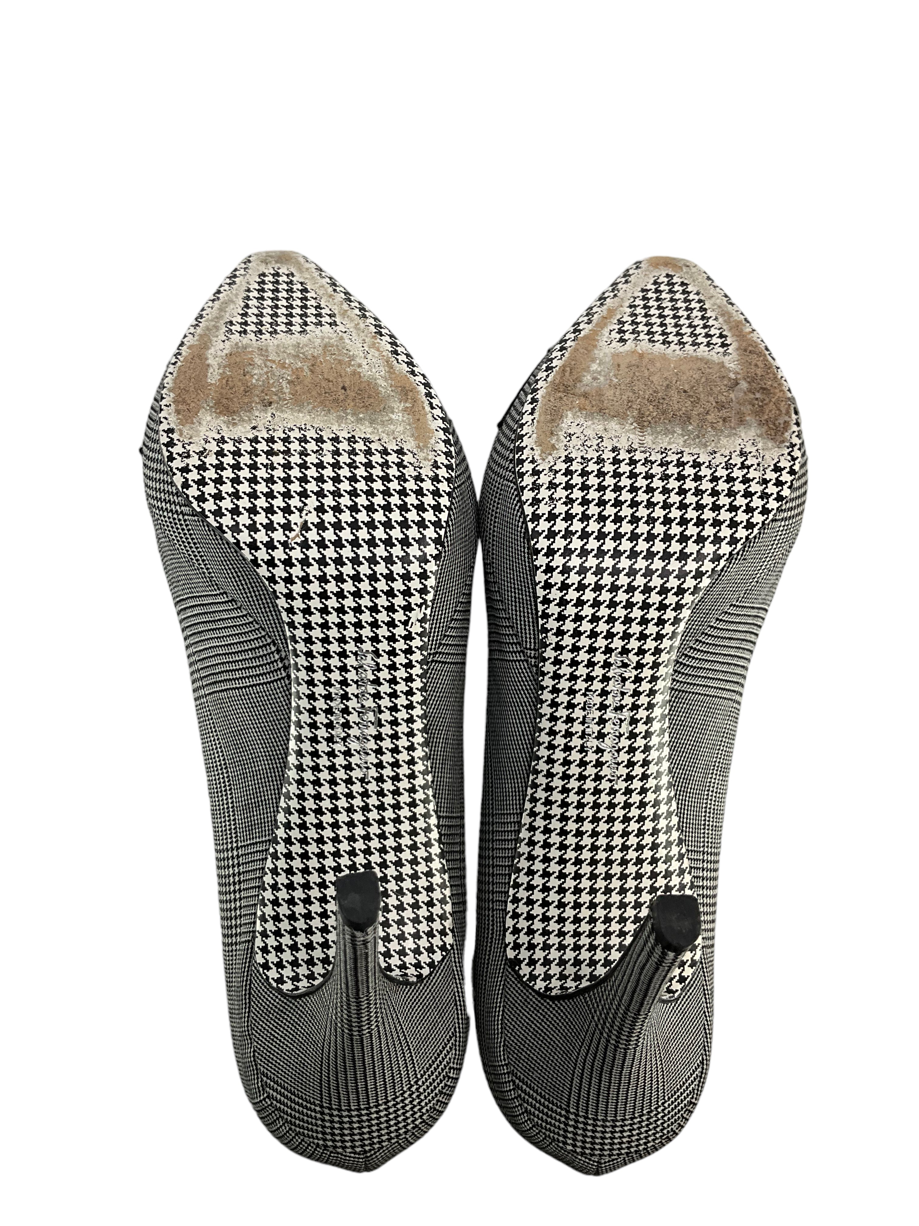 Salvatore Ferragamo Women's Houndstooth Print Bow Pumps Size 7.5 - Elegant Dress Shoes for Office, Party & Special Occasions