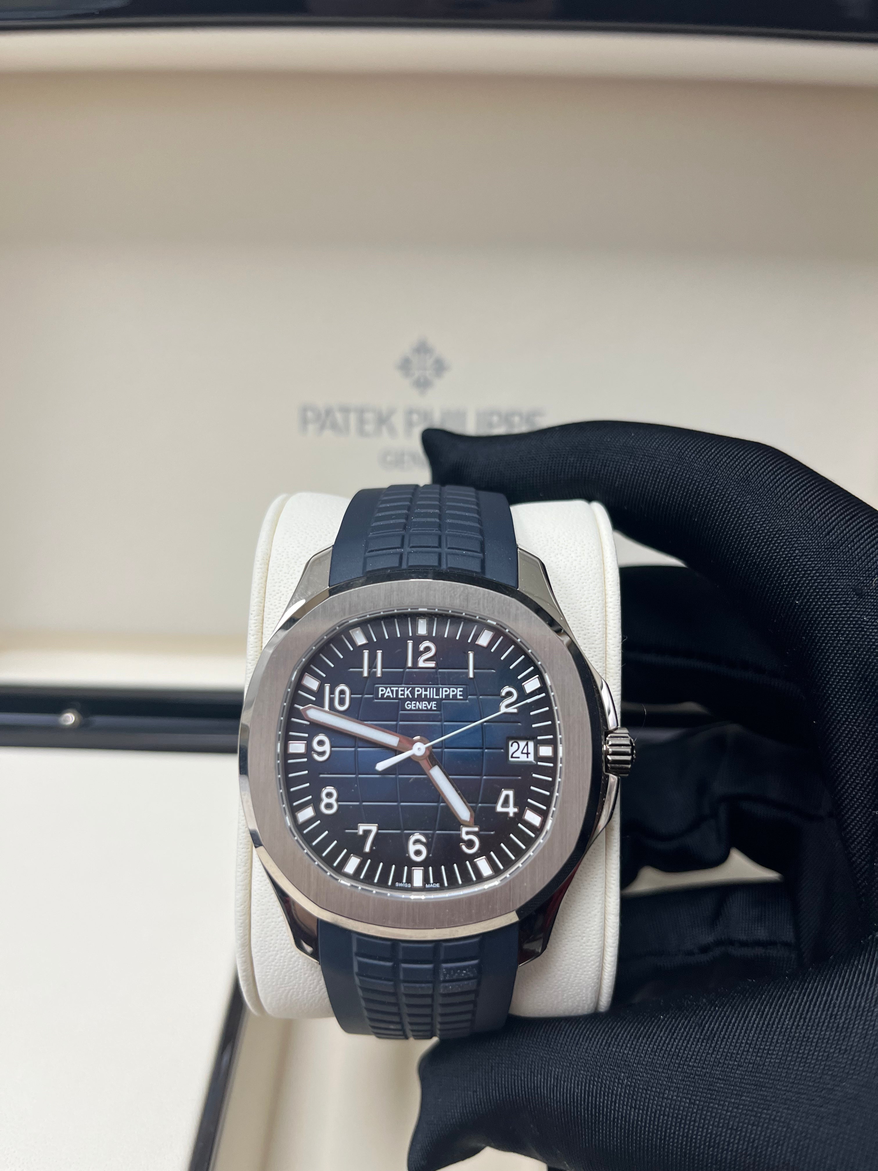 Patek Philippe Aquanaut 5168G-001 Luxury Watch - 18K White Gold Case with Blue Embossed Dial - Perfect for Business Meetings, Formal Events & Luxury Watch Collectors