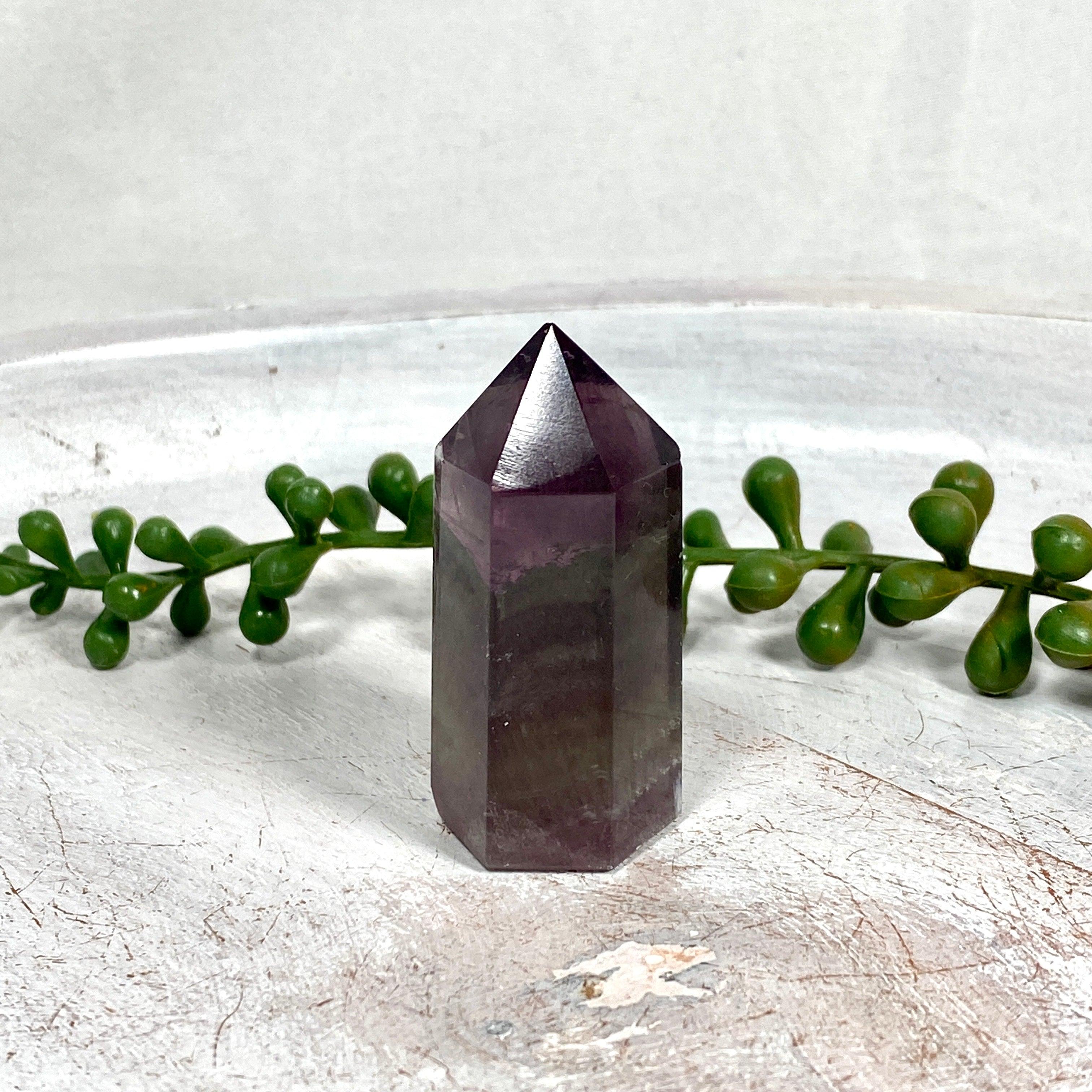Magenta Fluorite Generator MFG 18 - High-Quality Energy Crystal for Meditation, Healing & Home Decor