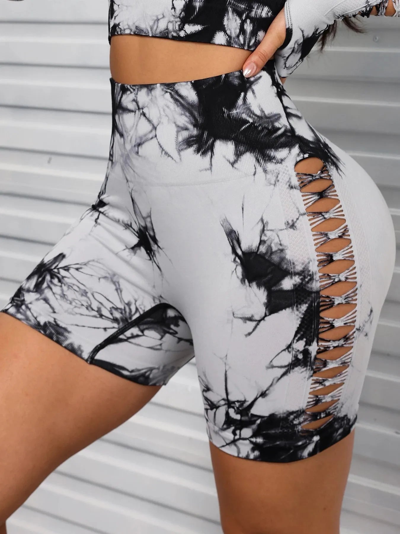 Sexy Tie-Dye Gym Shorts for Women - Seamless High Waisted Yoga Shorts with Butt Lifting Design, Breathable Workout Activewear | Perfect for Yoga, Gym, Running & Summer Outdoor Activities