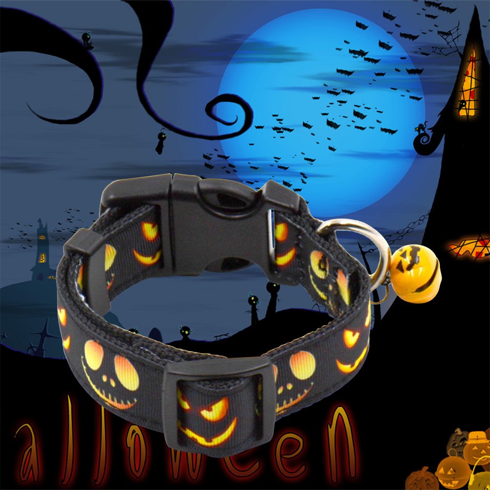 Halloween Adjustable Pet Dog Collar with Pumpkin Lamp Design & Bell - Small Size for Cats & Dogs - Perfect for Halloween Parties, Trick or Treating & Festive Pet Costume Accessories