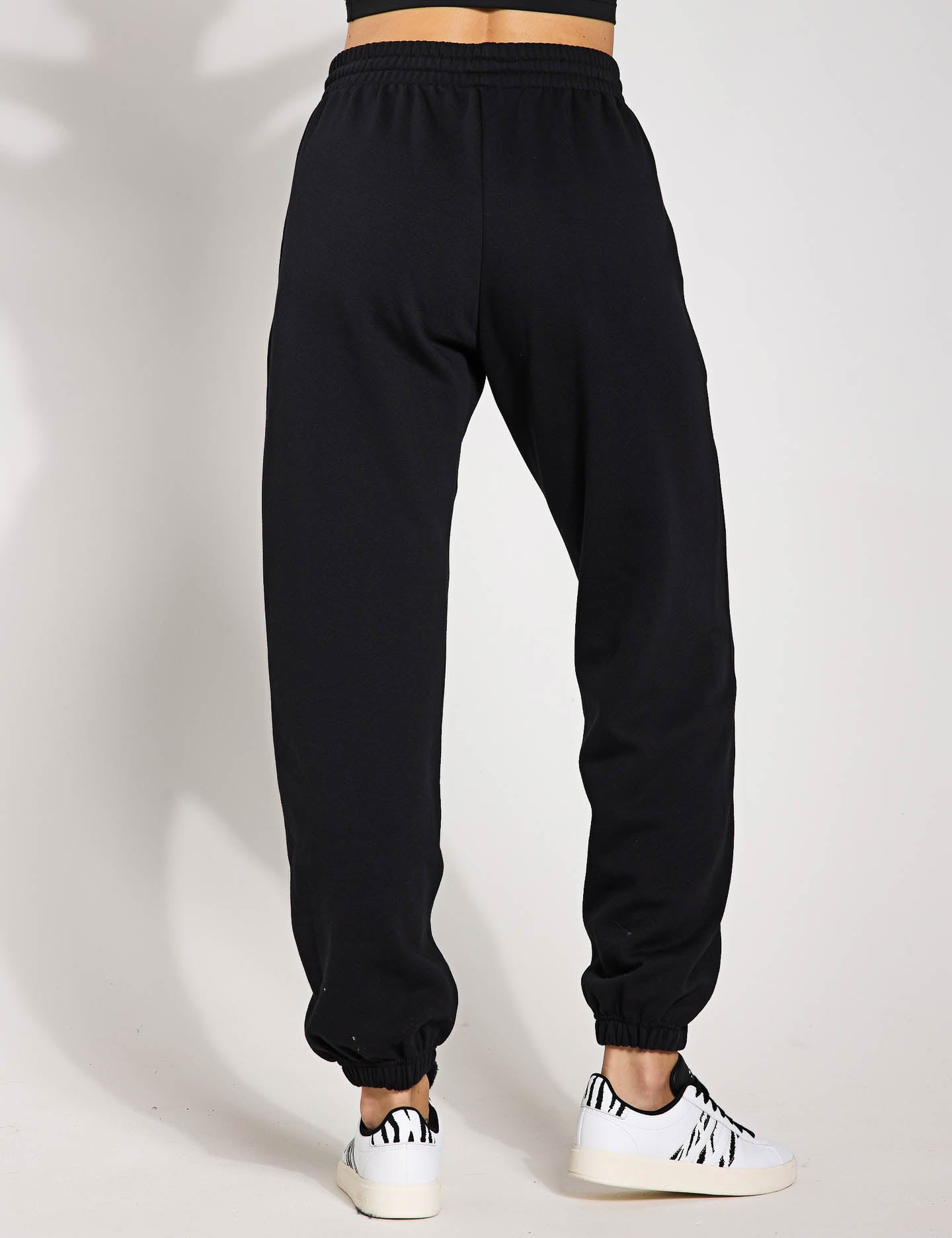 ALL SZN Fleece Loose Joggers for Men & Women - Soft Comfortable Black Sweatpants for Lounge, Workout & Casual Wear