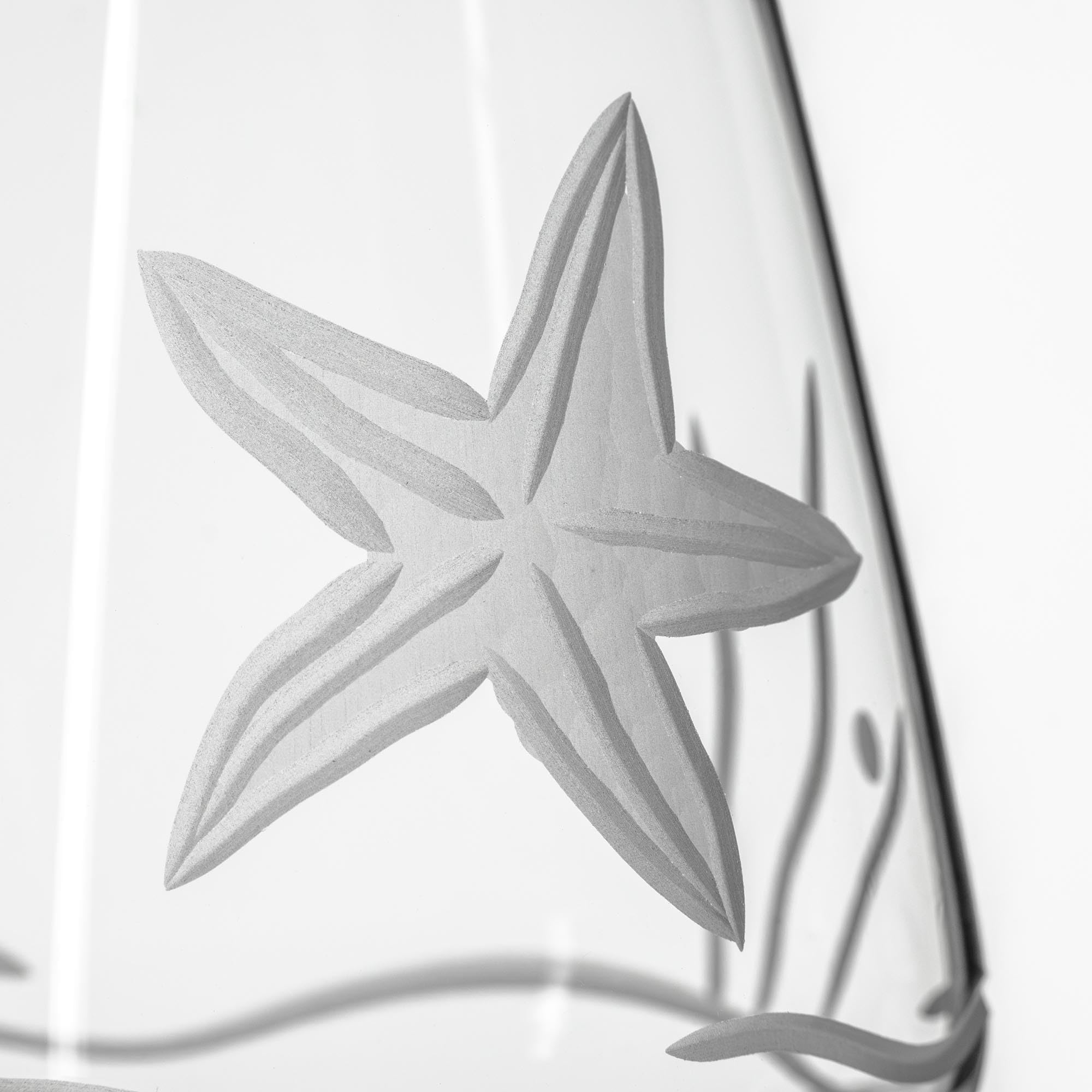 Rolf Glass Starfish Stemless Wine Glass Tumbler Set of 4 - 18oz Lead-Free Engraved Drinking Glasses - Handcrafted in USA - Perfect for Beach Parties, Wedding Gifts & Coastal Home Decor