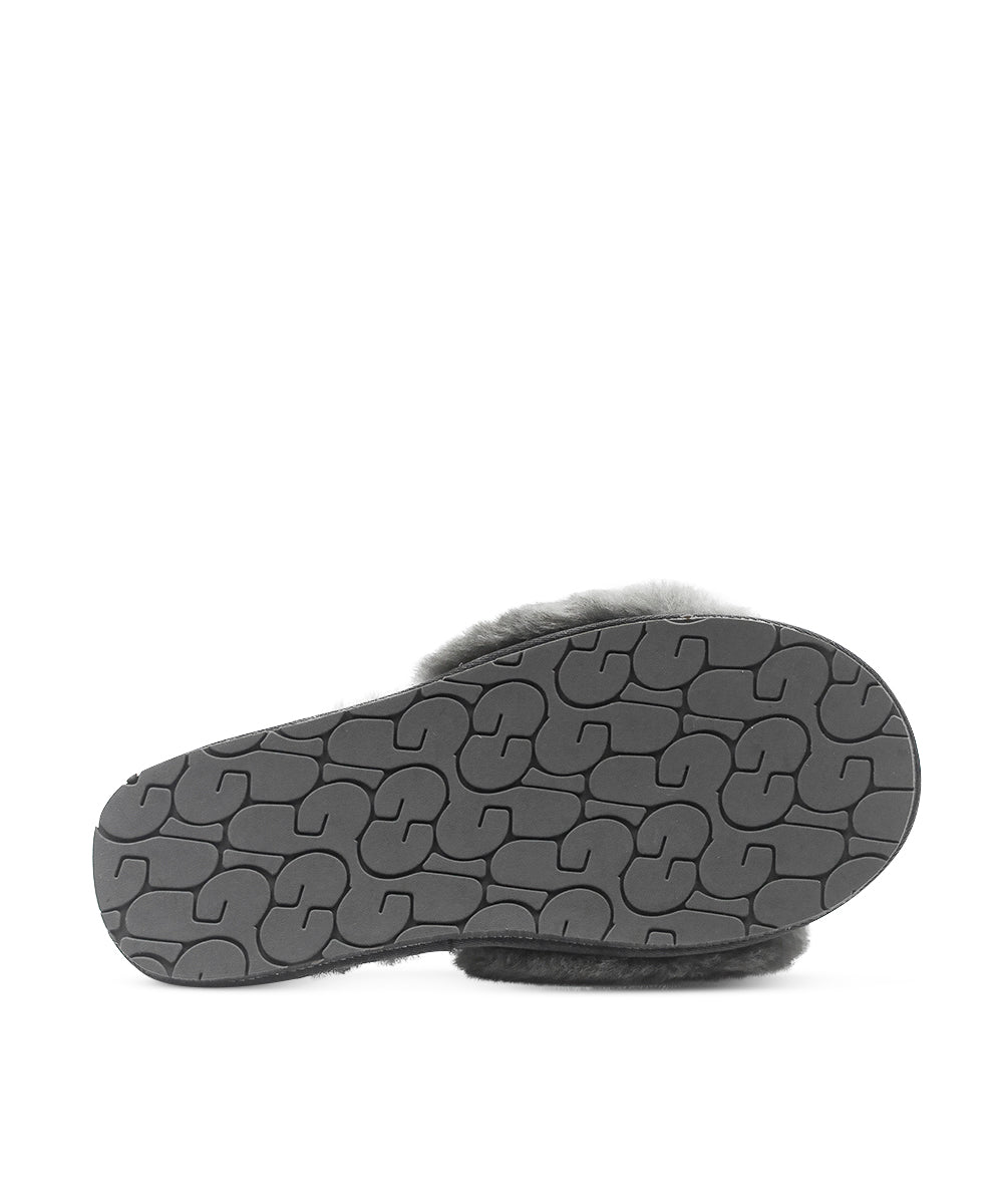 Women's UGG Fluffy Slippers - Cozy Indoor/Outdoor House Shoes for Winter Comfort - Perfect for Home, Lounge & Cold Weather Wear