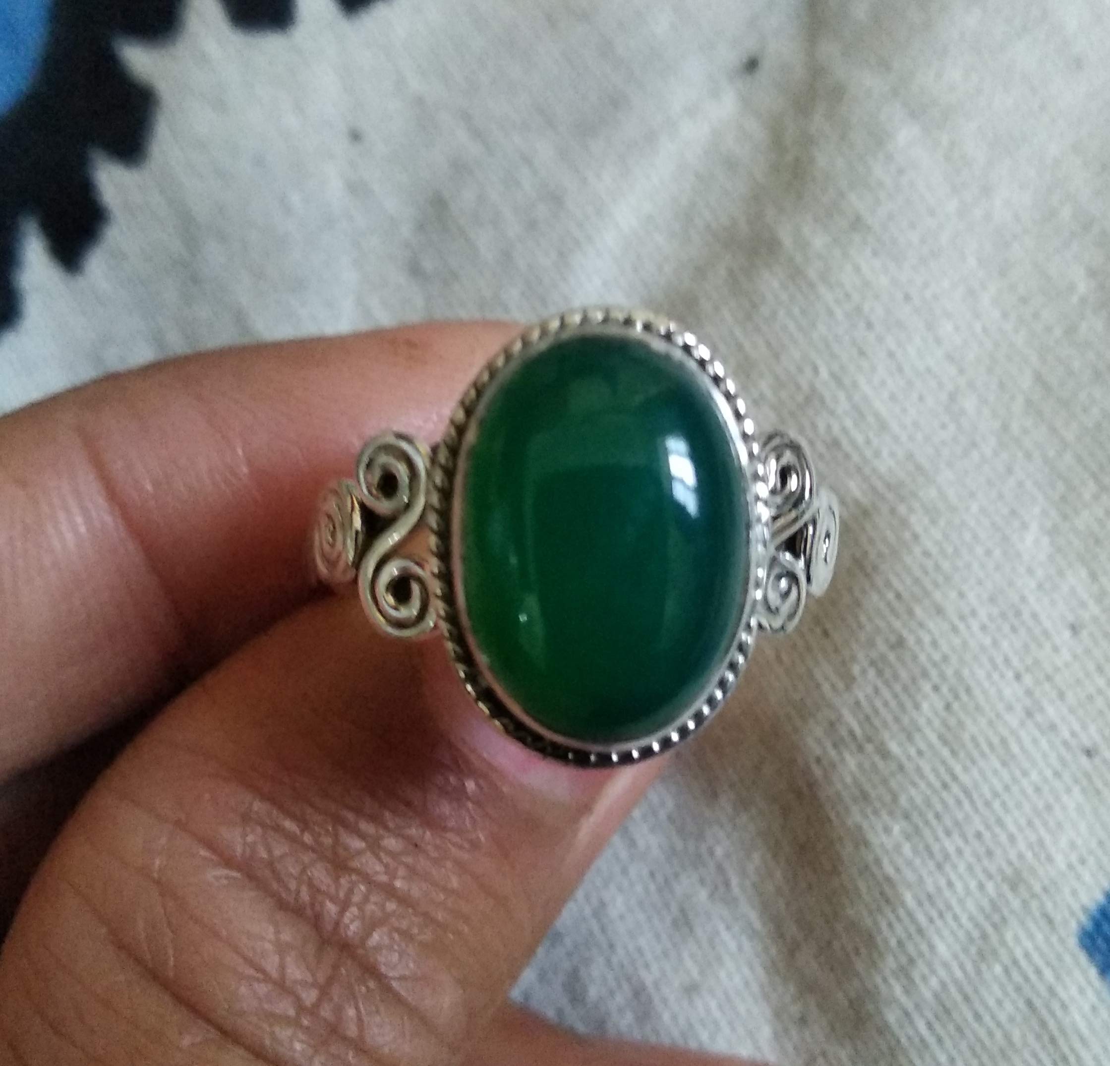 Green Onyx 925 Sterling Silver Ring | Oval Cabochon Meditation Jewelry | Perfect Birthday & Engagement Gift for Women | Fine & Casual Wear for Spiritual Healing & Everyday Elegance