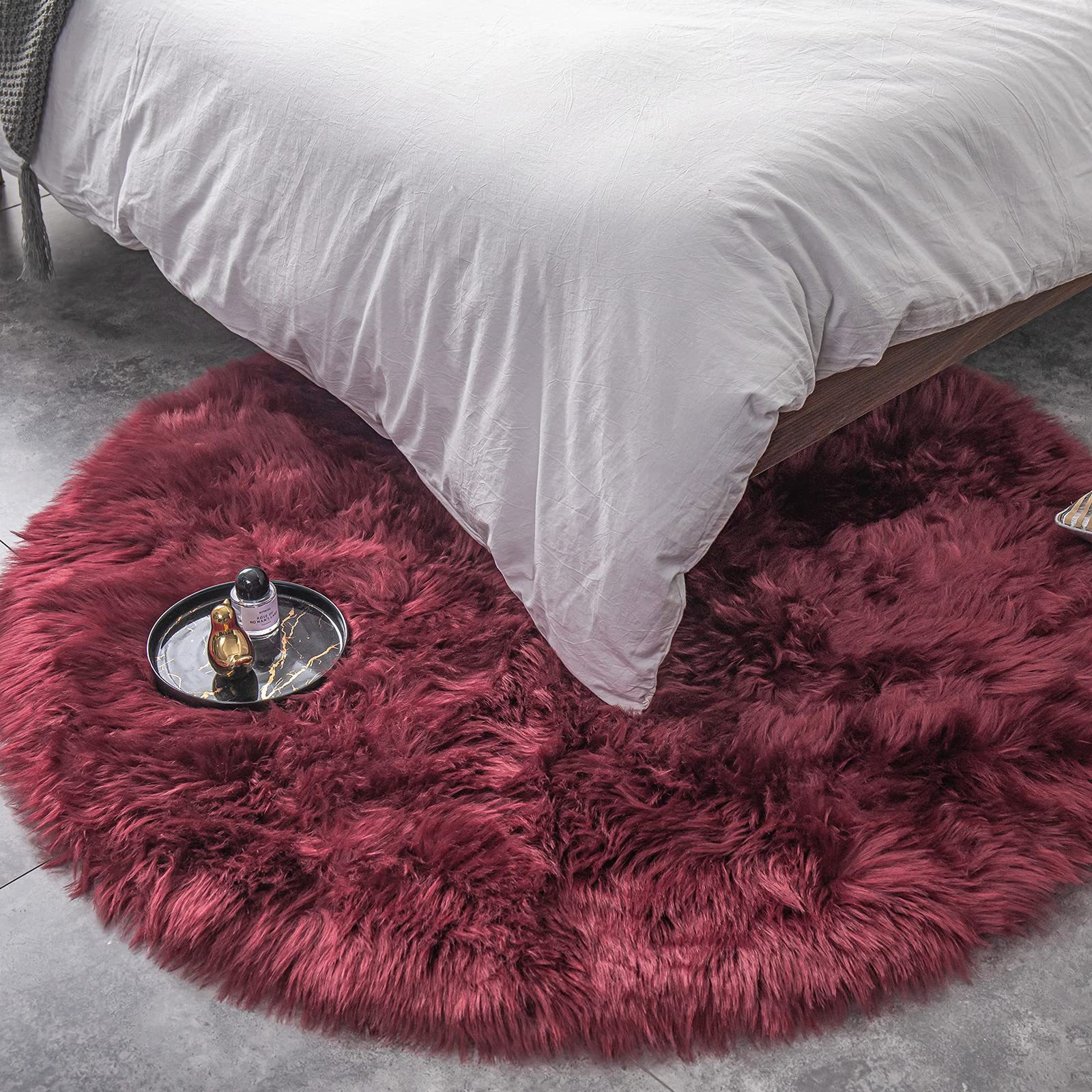 Faux Sheepskin Round Rug - 4ft Fluffy Carpet for Living Room & Nursery