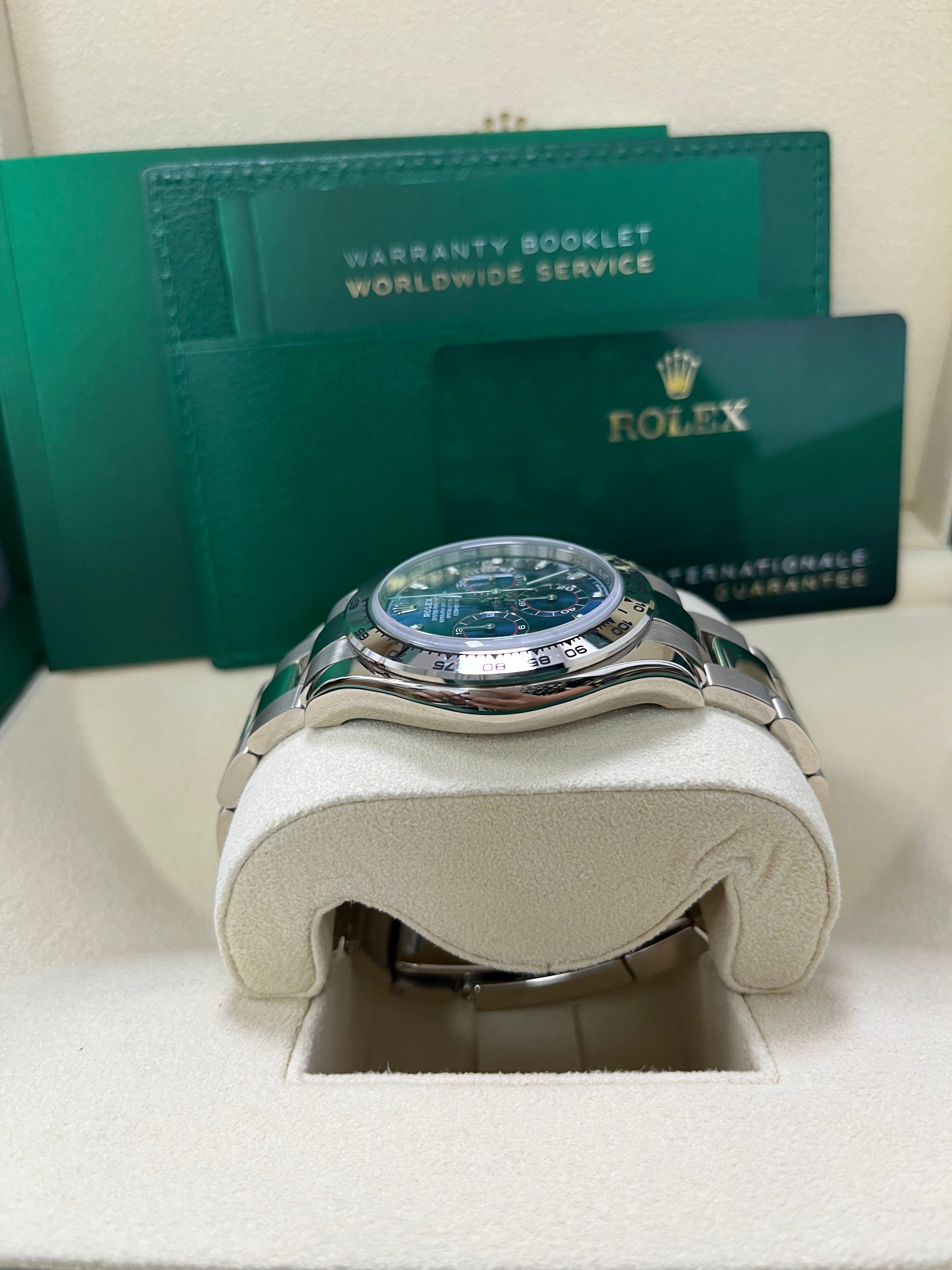 Rolex Daytona 40mm White Gold Cosmograph Watch with Blue Index Dial (Ref# 116509) - Luxury Men's Chronograph for Business, Racing & Special Occasions