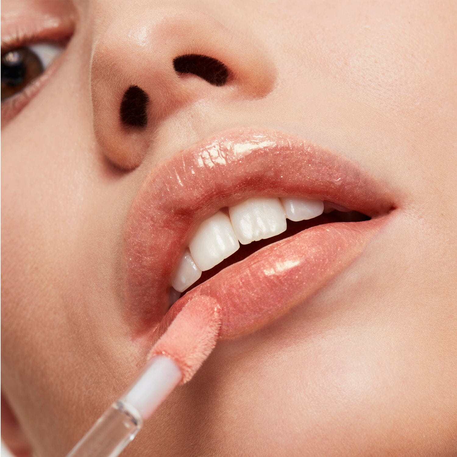 Revlon Super Lustrous Gloss Lipstick - Snow Pink Shade | Moisturizing & Shiny Lip Gloss for Daily Wear & Special Occasions