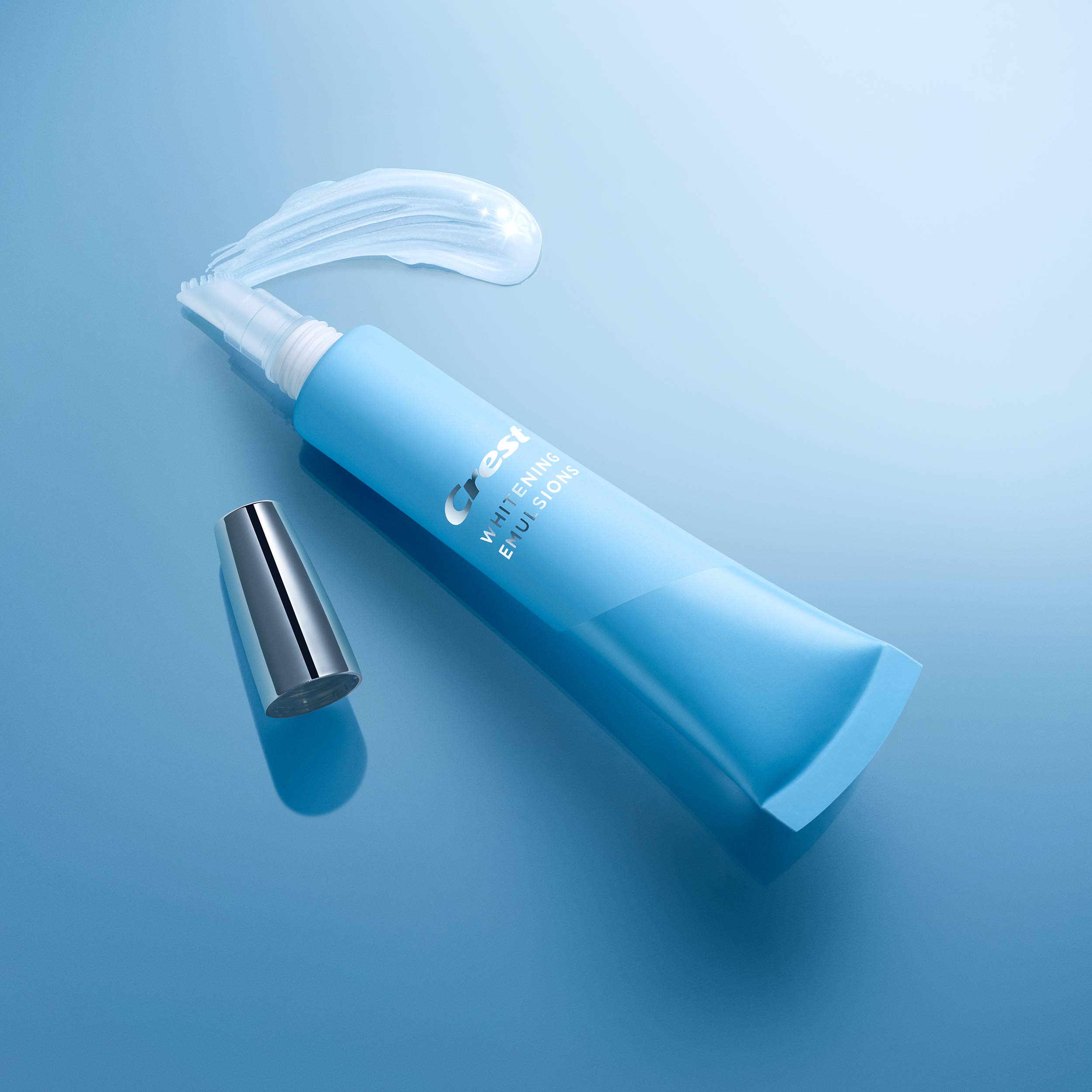 Crest Whitening Emulsions On-the-Go Teeth Whitening Gel Pen - 0.35 Oz (10g) for Fresh Breath & Stain Removal - Perfect for Travel, Work & Daily Use